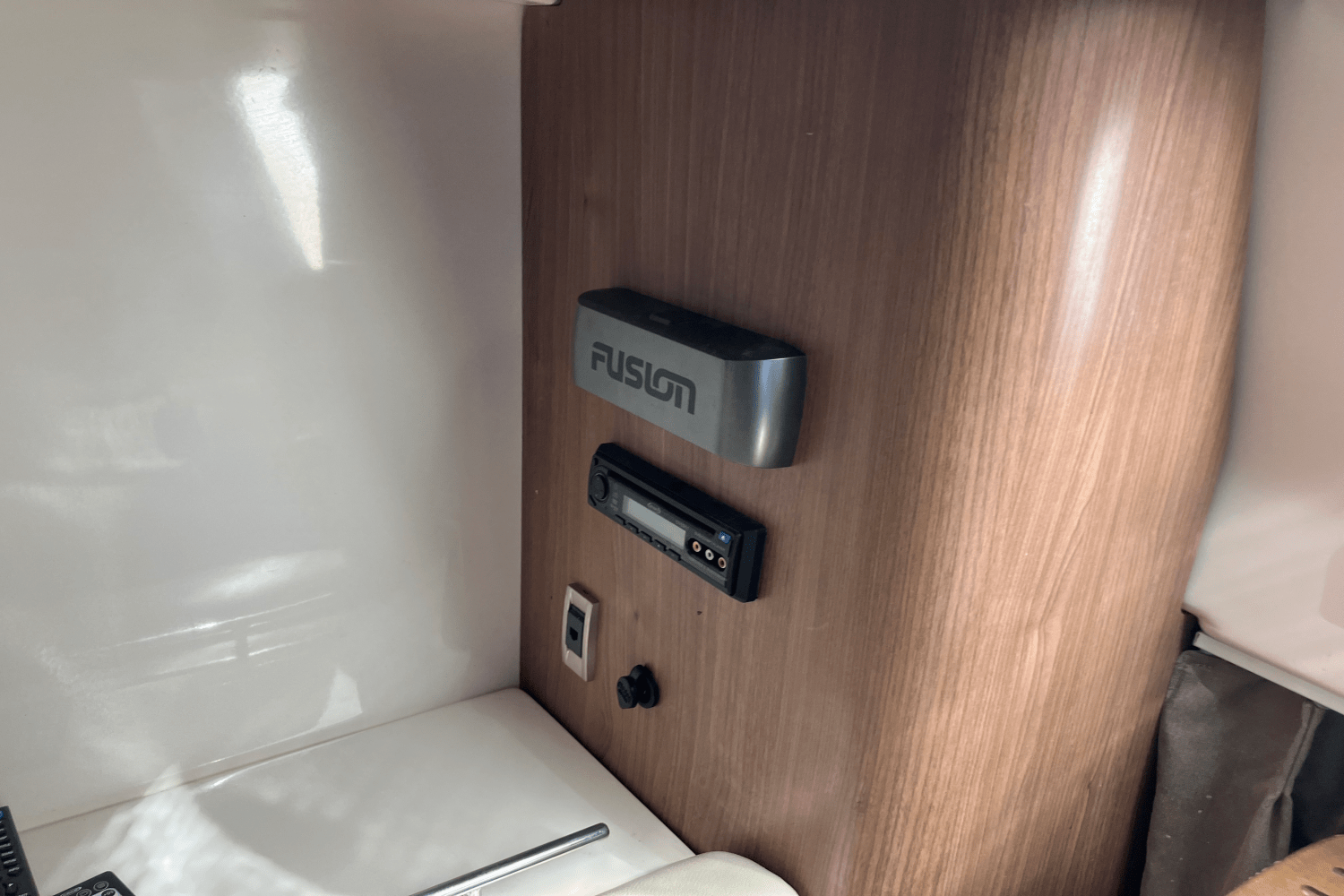 2013 Boston Whaler 345 CONQUEST Image Thumbnail #27