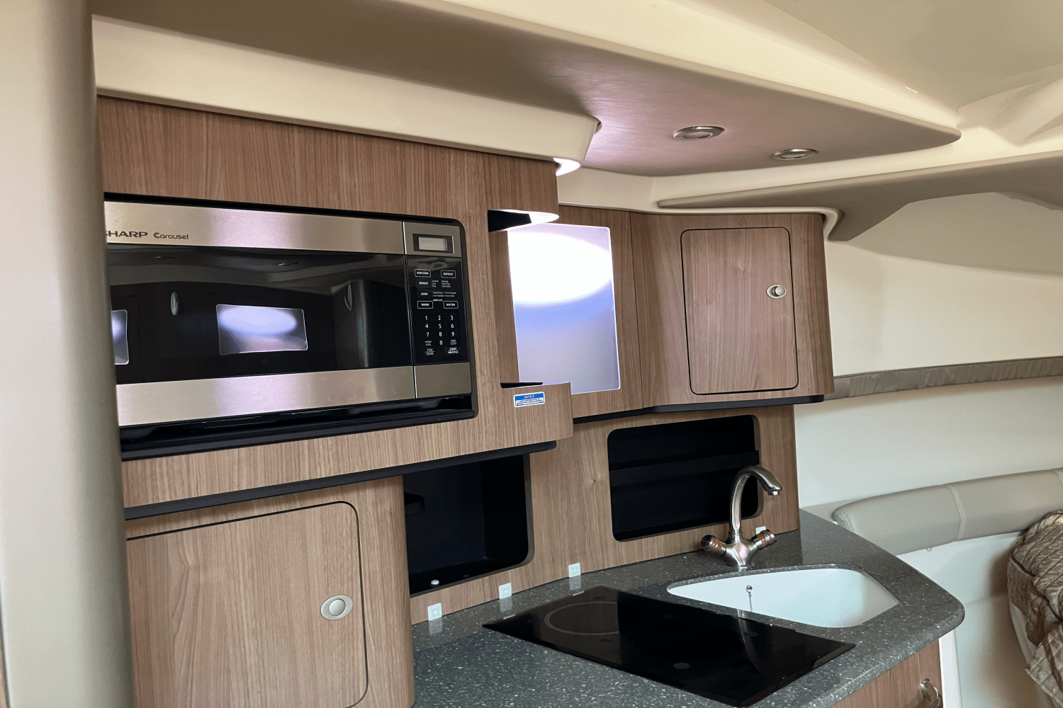 2013 Boston Whaler 345 CONQUEST Image Thumbnail #20