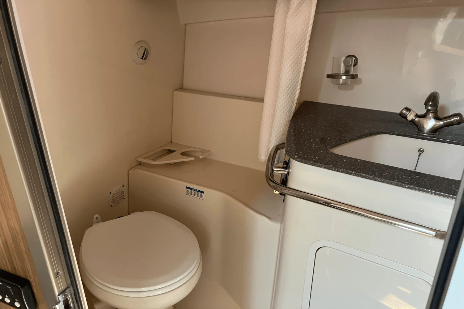 2013 Boston Whaler 345 CONQUEST Image Thumbnail #31