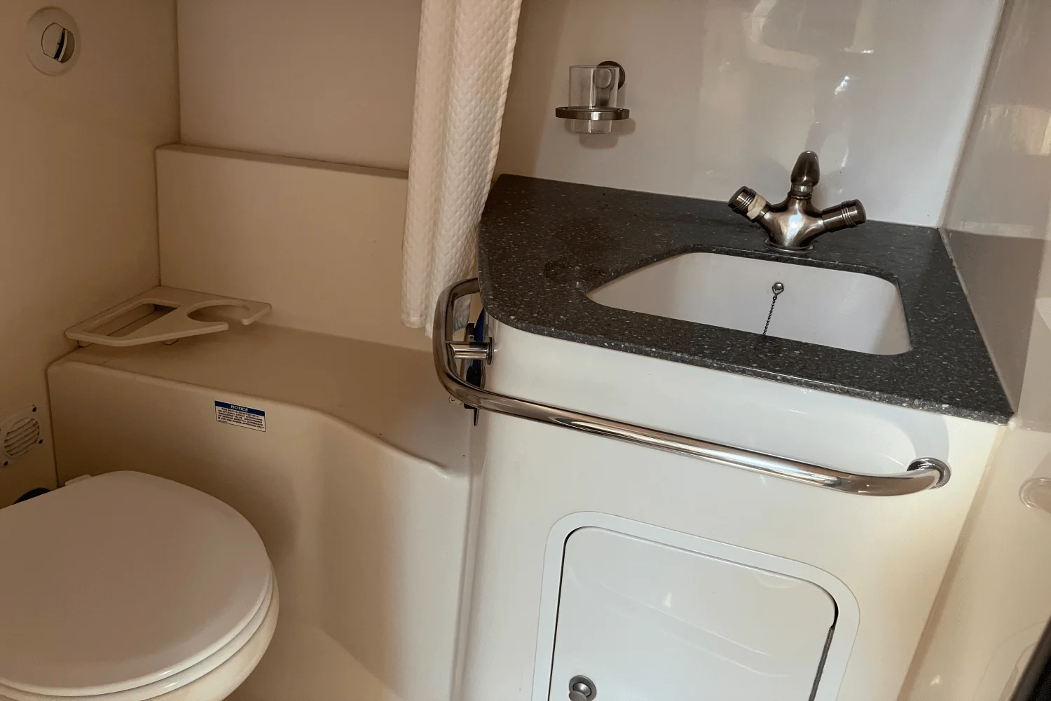 2013 Boston Whaler 345 CONQUEST Image Thumbnail #32