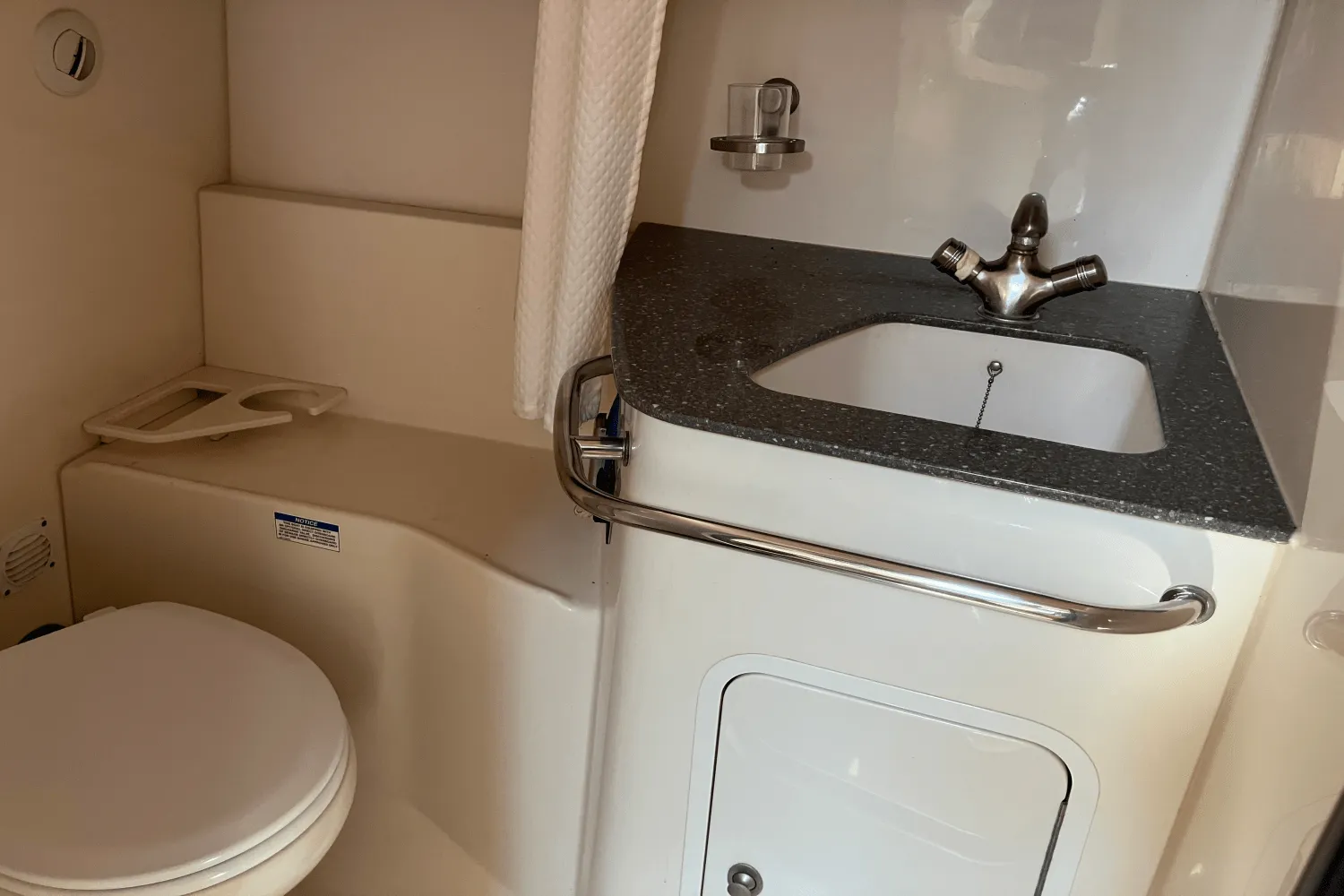 2013 Boston Whaler 345 CONQUEST Image Thumbnail #32