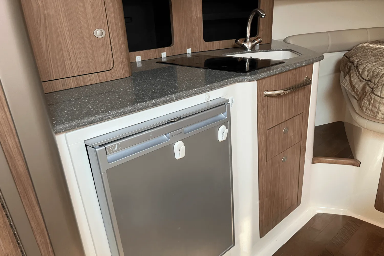 2013 Boston Whaler 345 CONQUEST Image Thumbnail #21