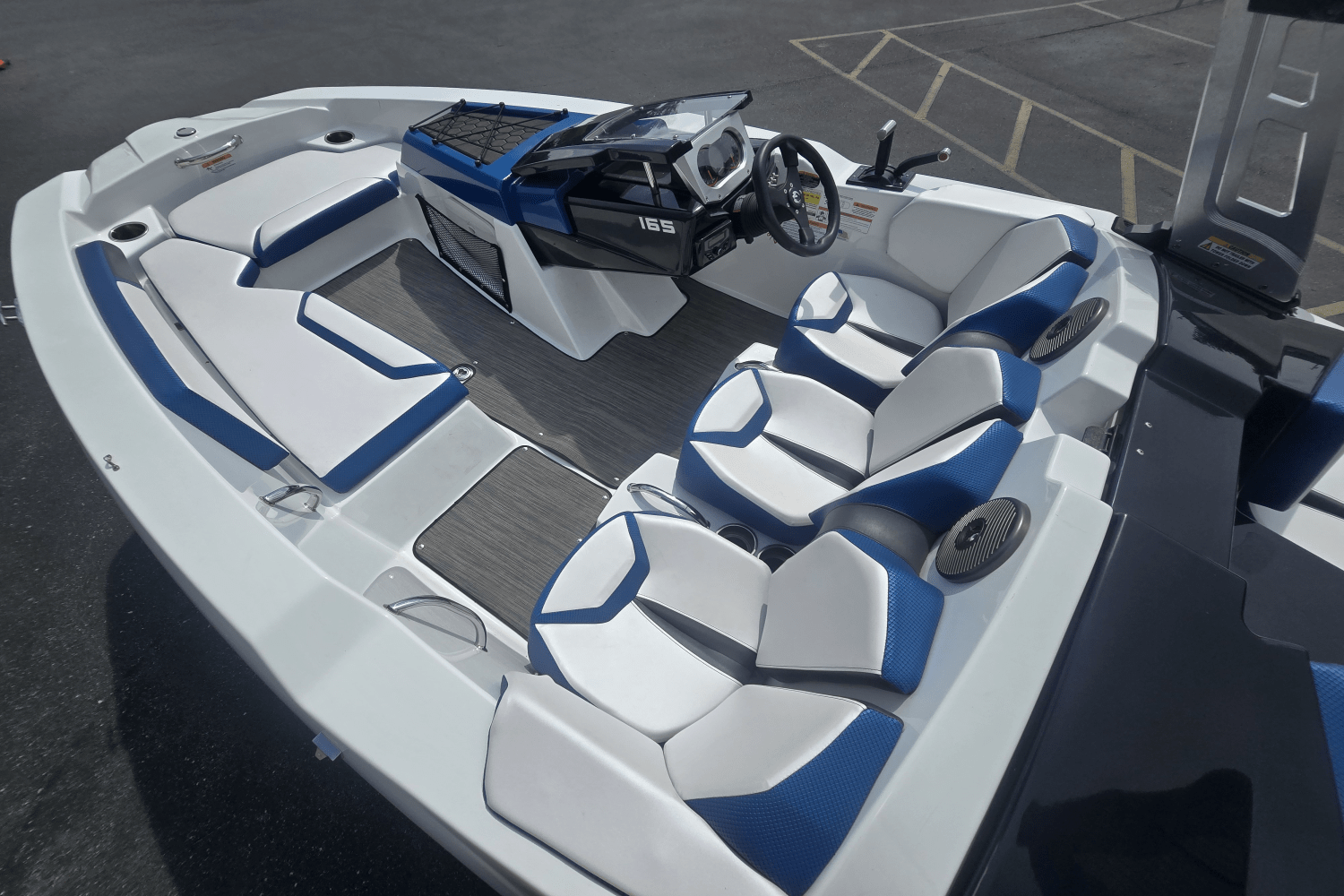 2021 Scarab 165 Image Thumbnail #1