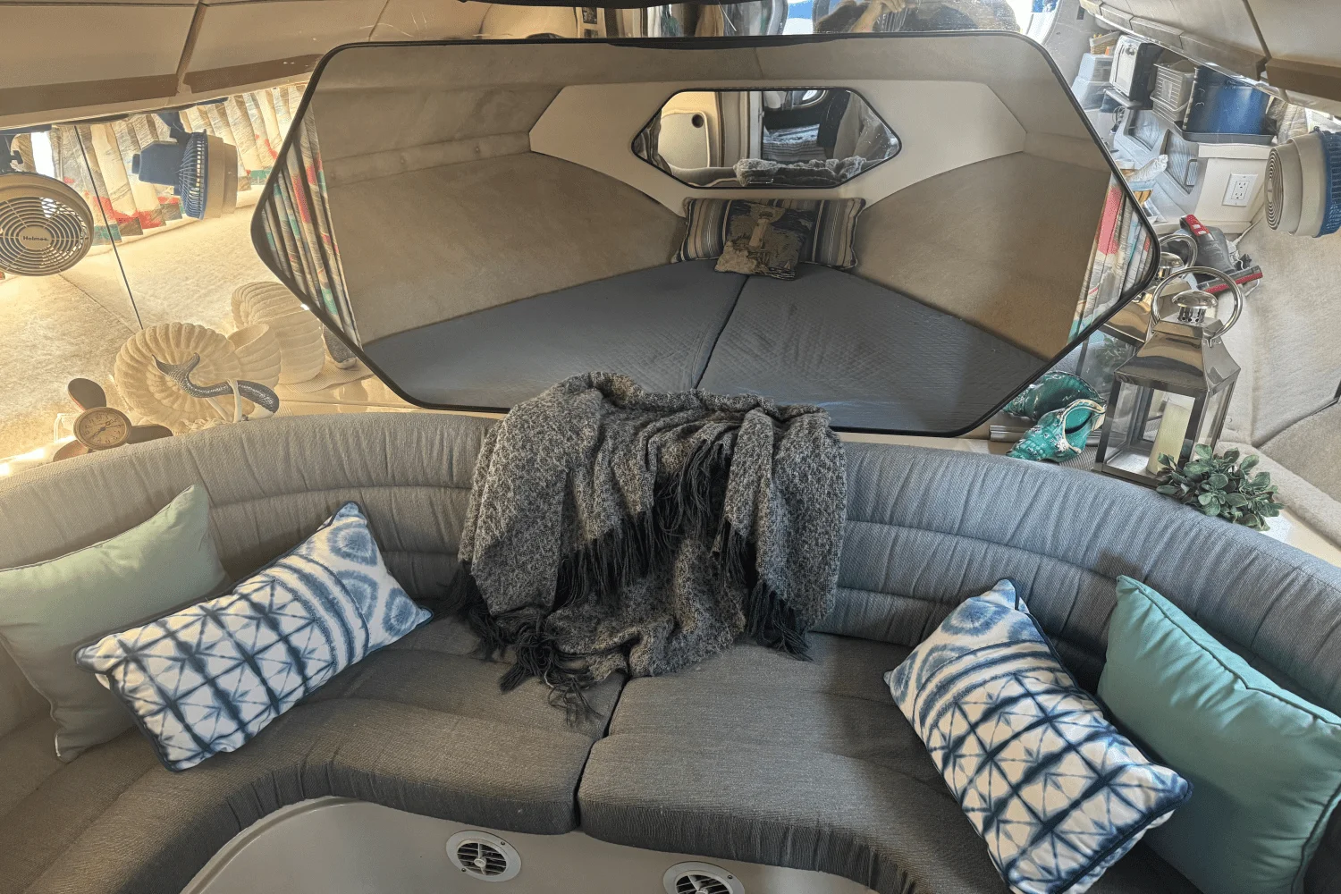 1989 Carver Yachts 27 SANTEGO Image Thumbnail #17