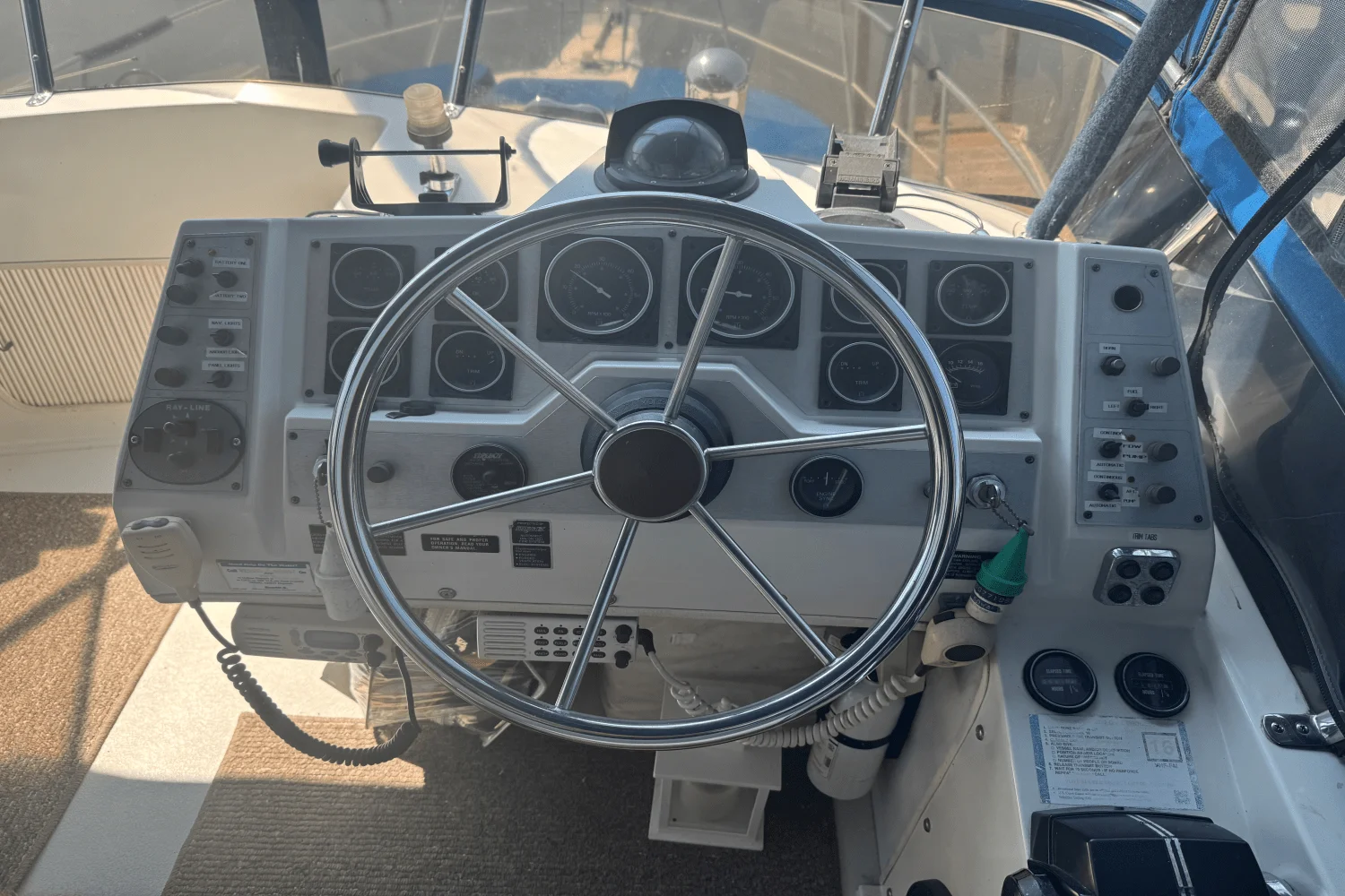 1989 Carver Yachts 27 SANTEGO Image Thumbnail #7