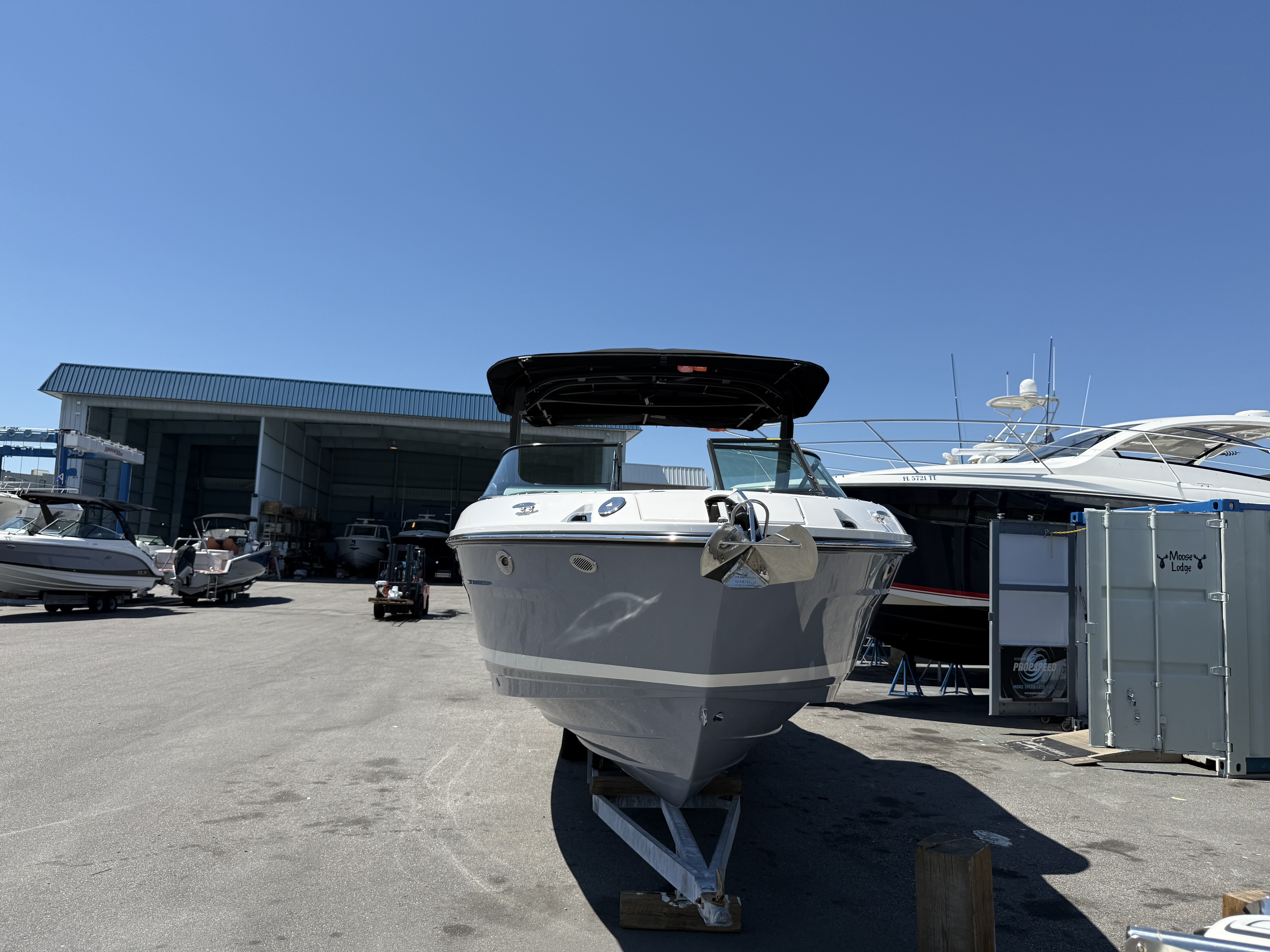 2026 Sea Ray SLX 280 Outboard Image Thumbnail #3