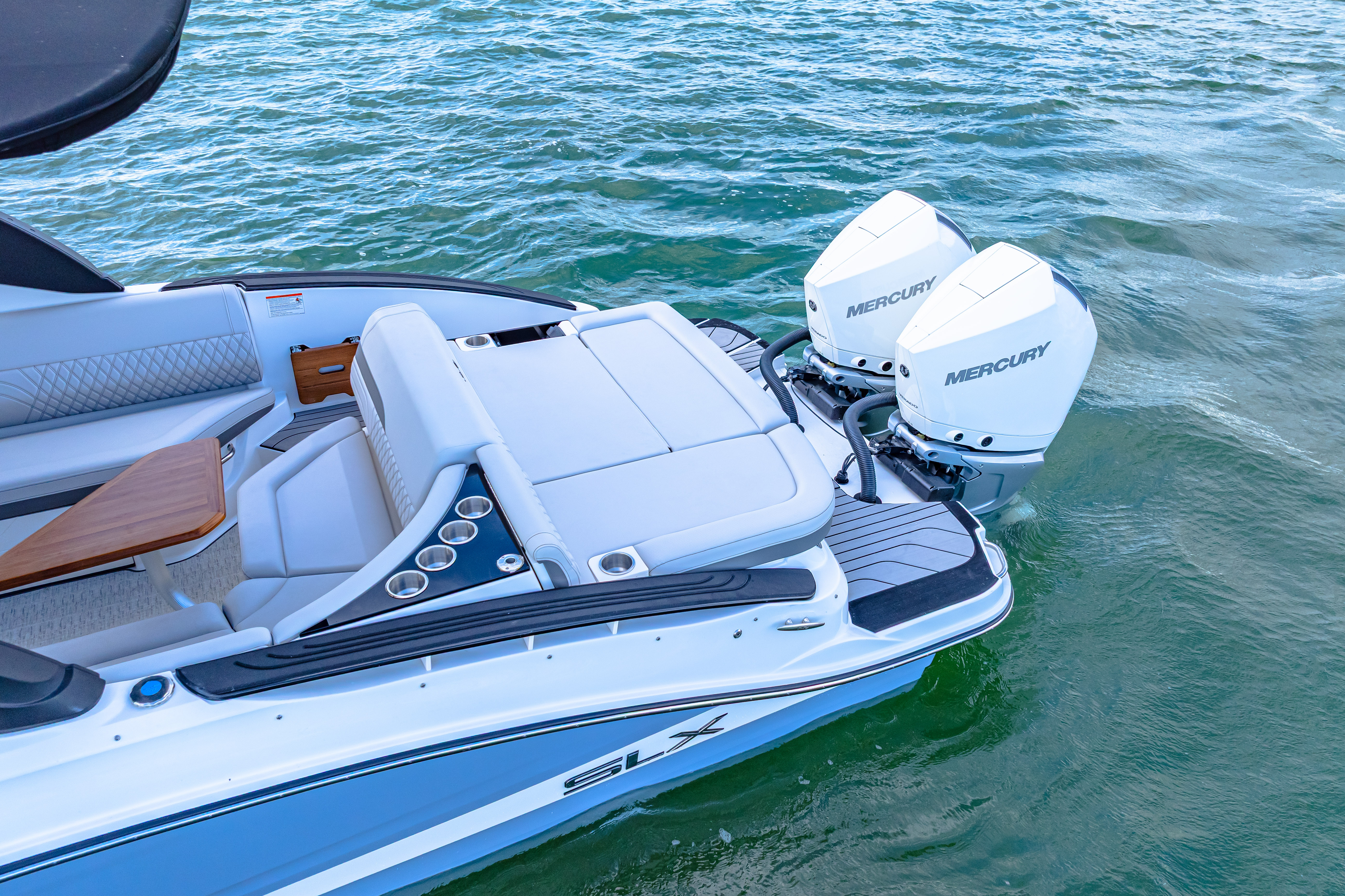 2026 Sea Ray SLX 280 Outboard Image Thumbnail #8