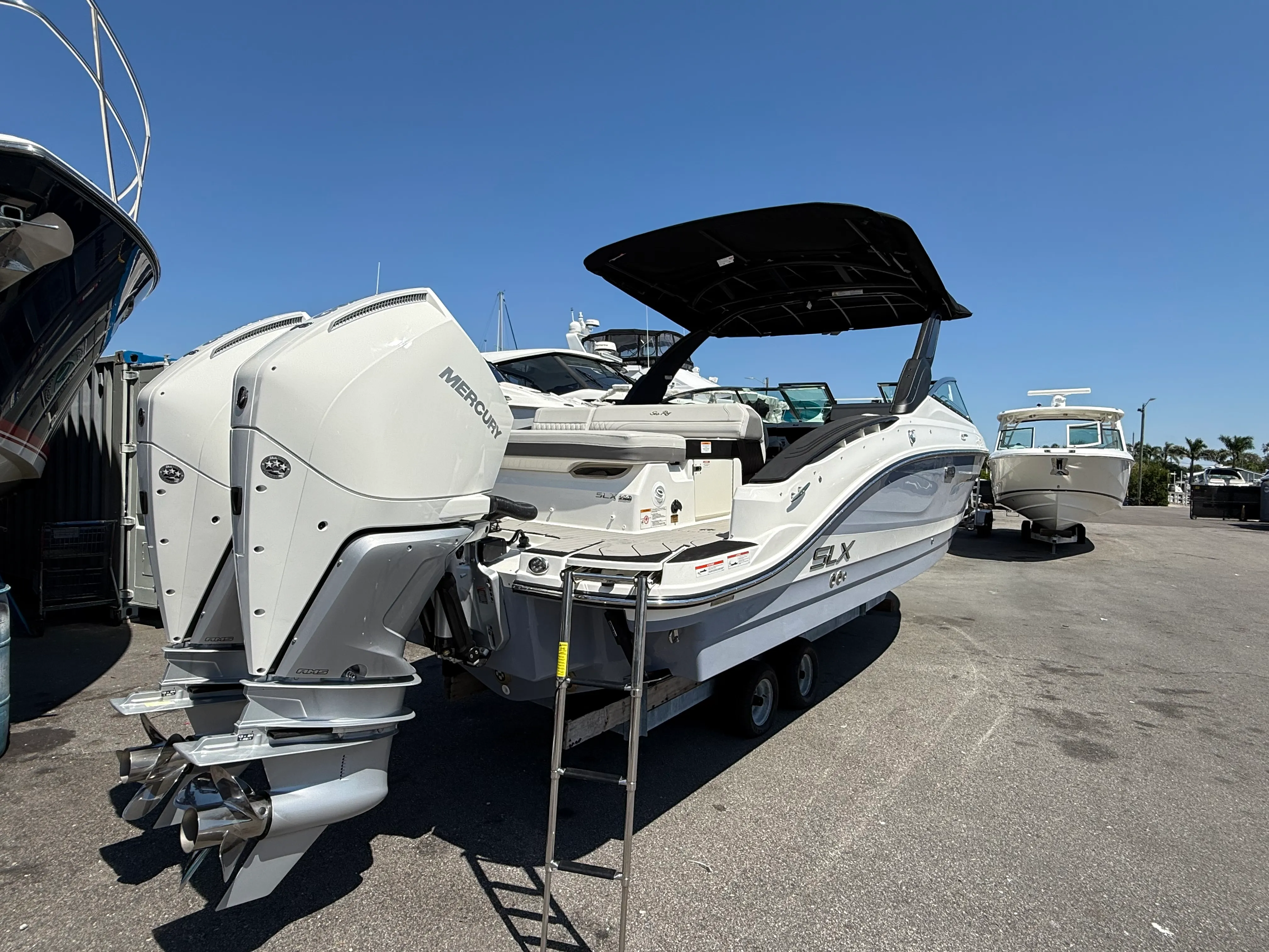 2026 Sea Ray SLX 280 Outboard Image Thumbnail #6