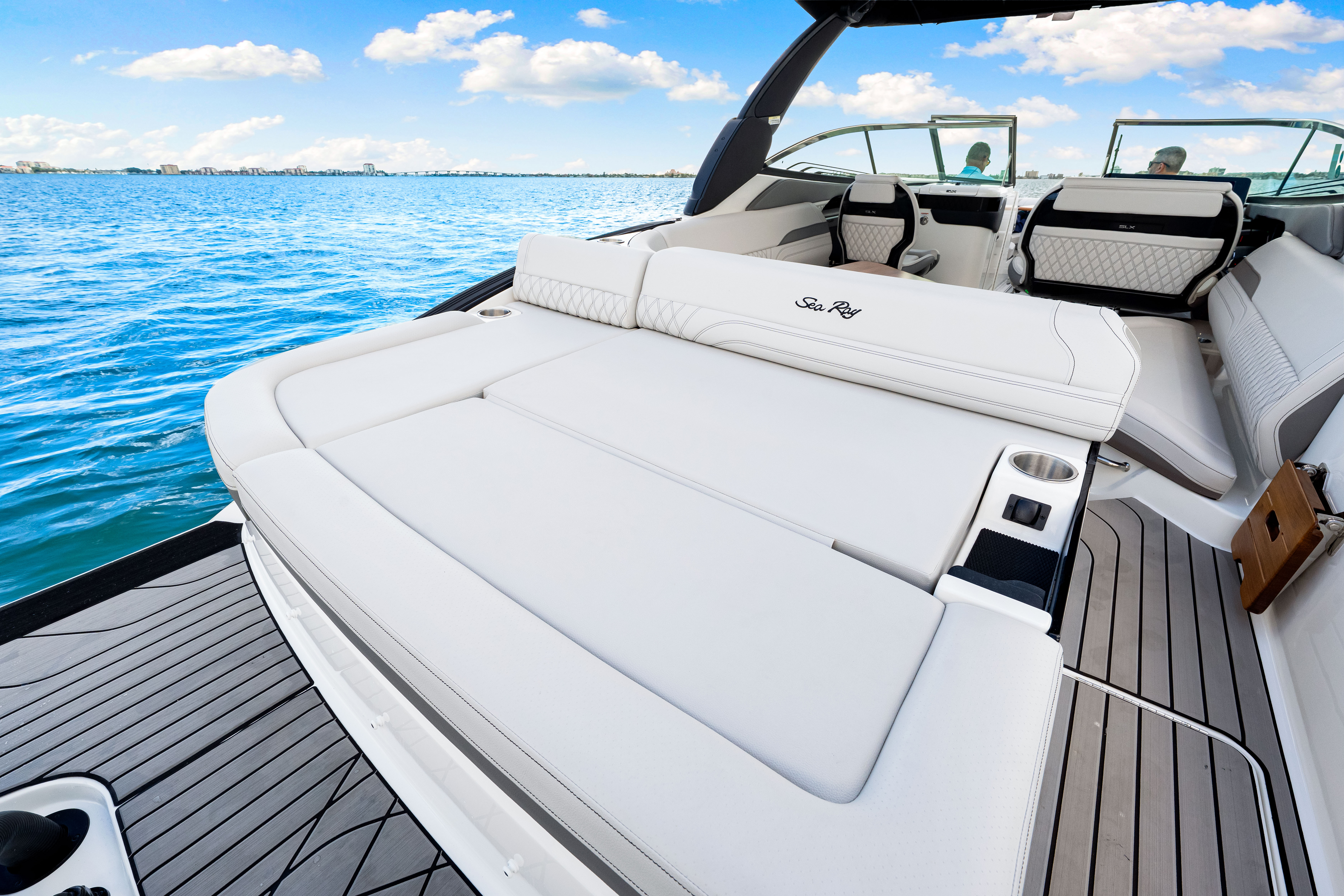 2026 Sea Ray SLX 280 Outboard Image Thumbnail #28