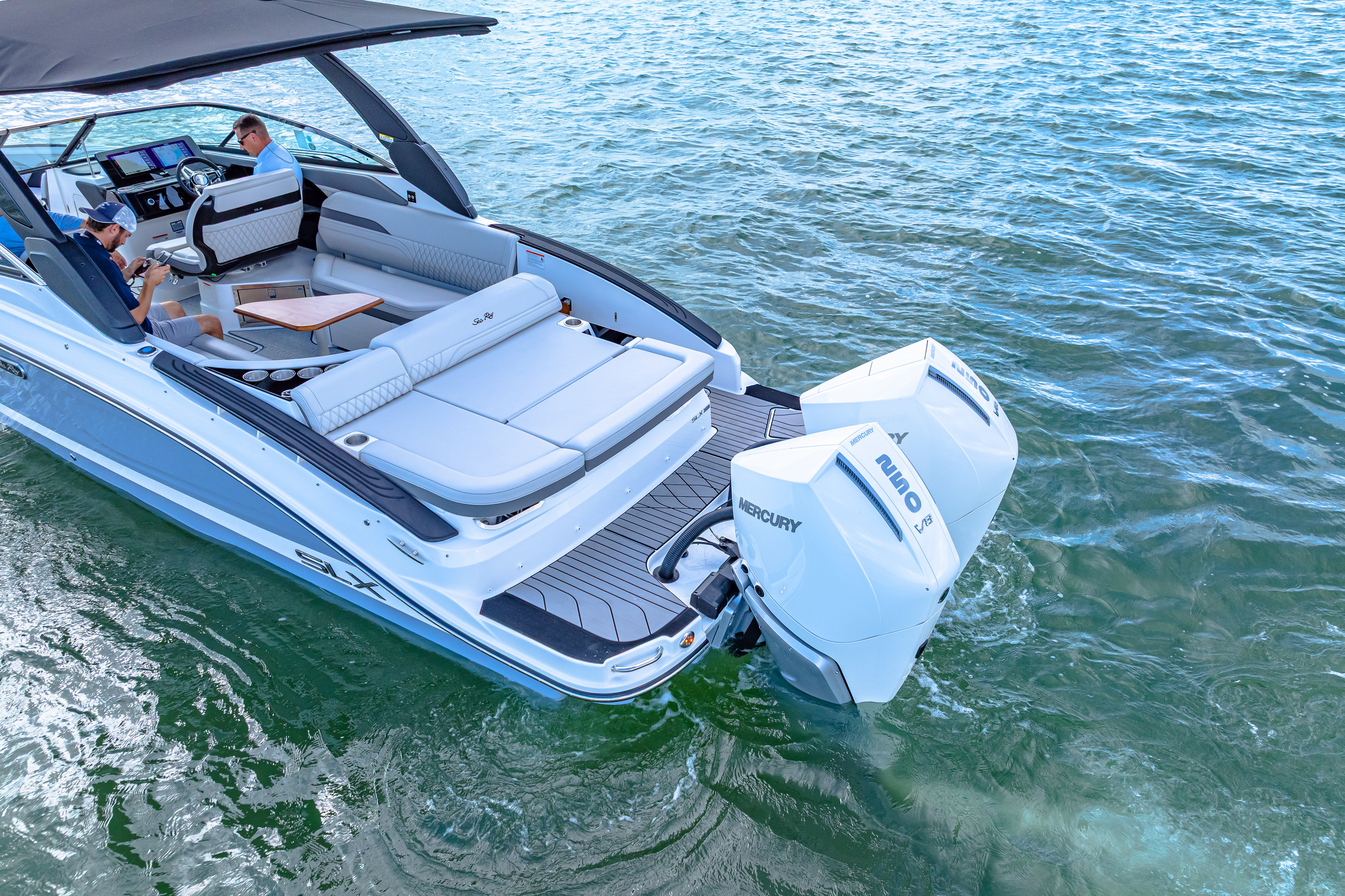 2026 Sea Ray SLX 280 Outboard Image Thumbnail #9