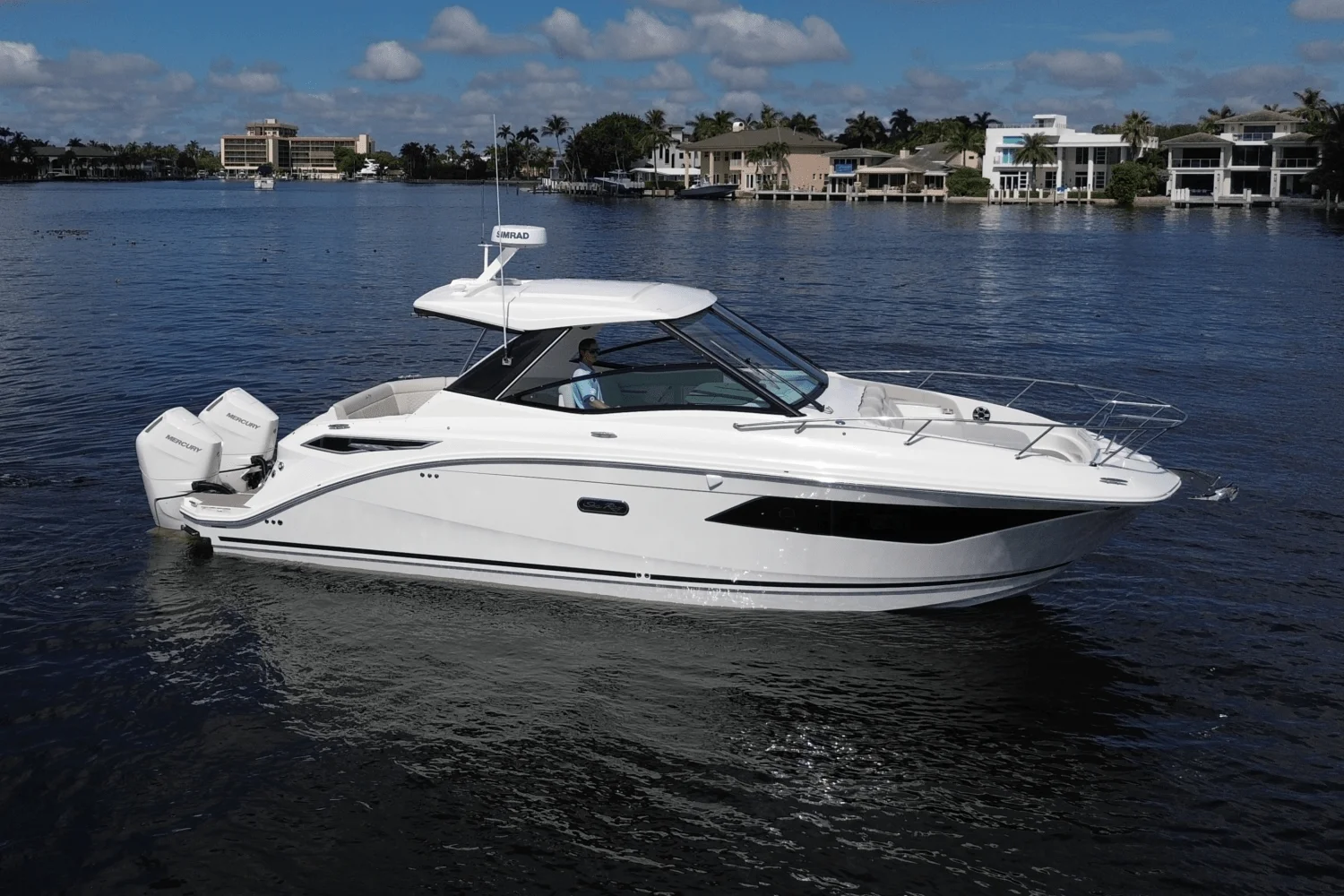 2026 Sea Ray Sundancer 320 Outboard Image Thumbnail #15