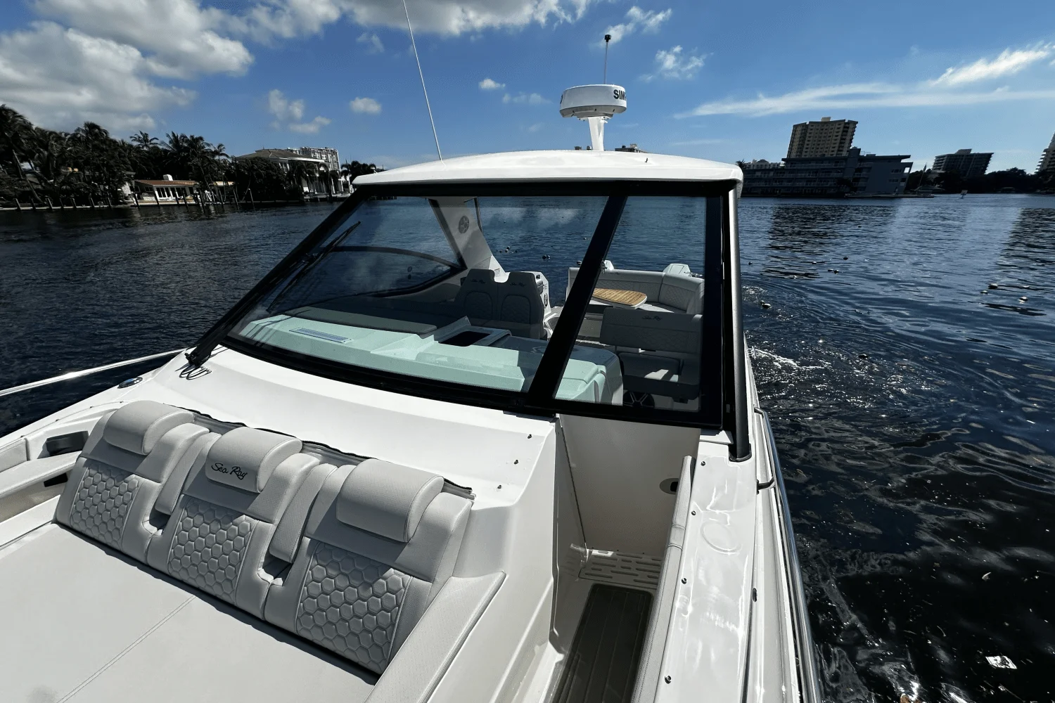 2026 Sea Ray Sundancer 320 Outboard Image Thumbnail #42