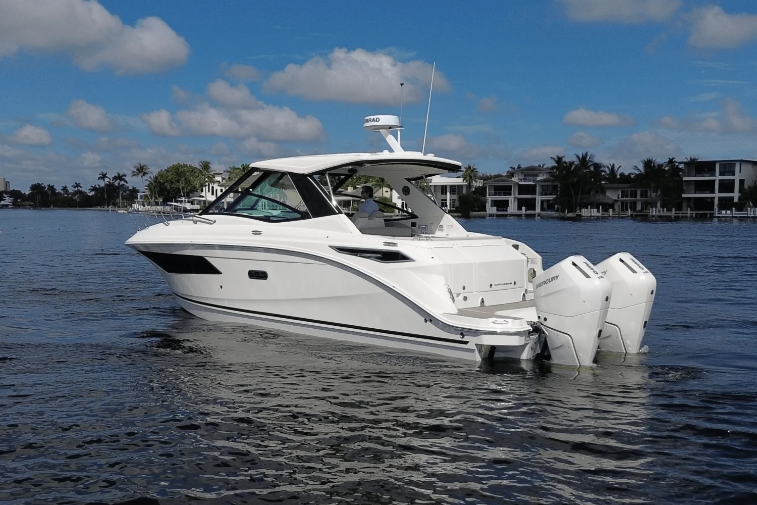 2026 Sea Ray Sundancer 320 Outboard Image Thumbnail #7