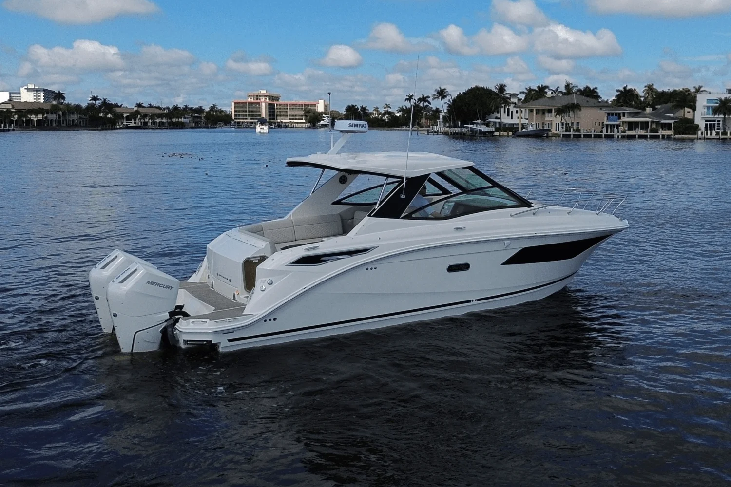 2026 Sea Ray Sundancer 320 Outboard Image Thumbnail #13