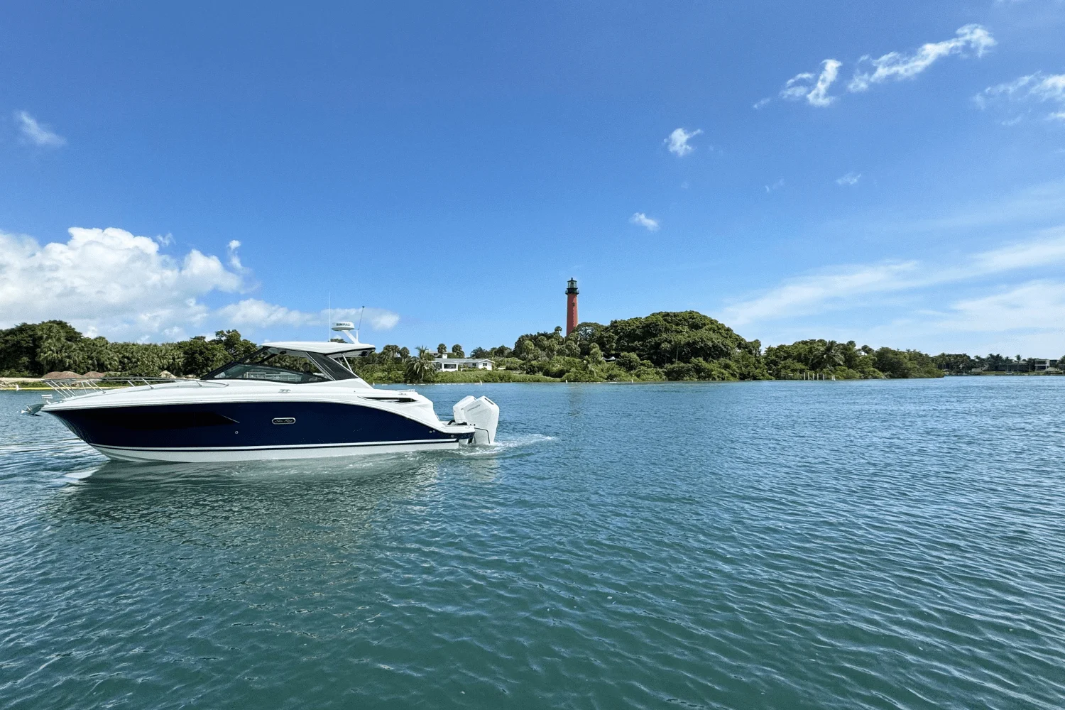 2026 Sea Ray Sundancer 320 Outboard Image Thumbnail #2