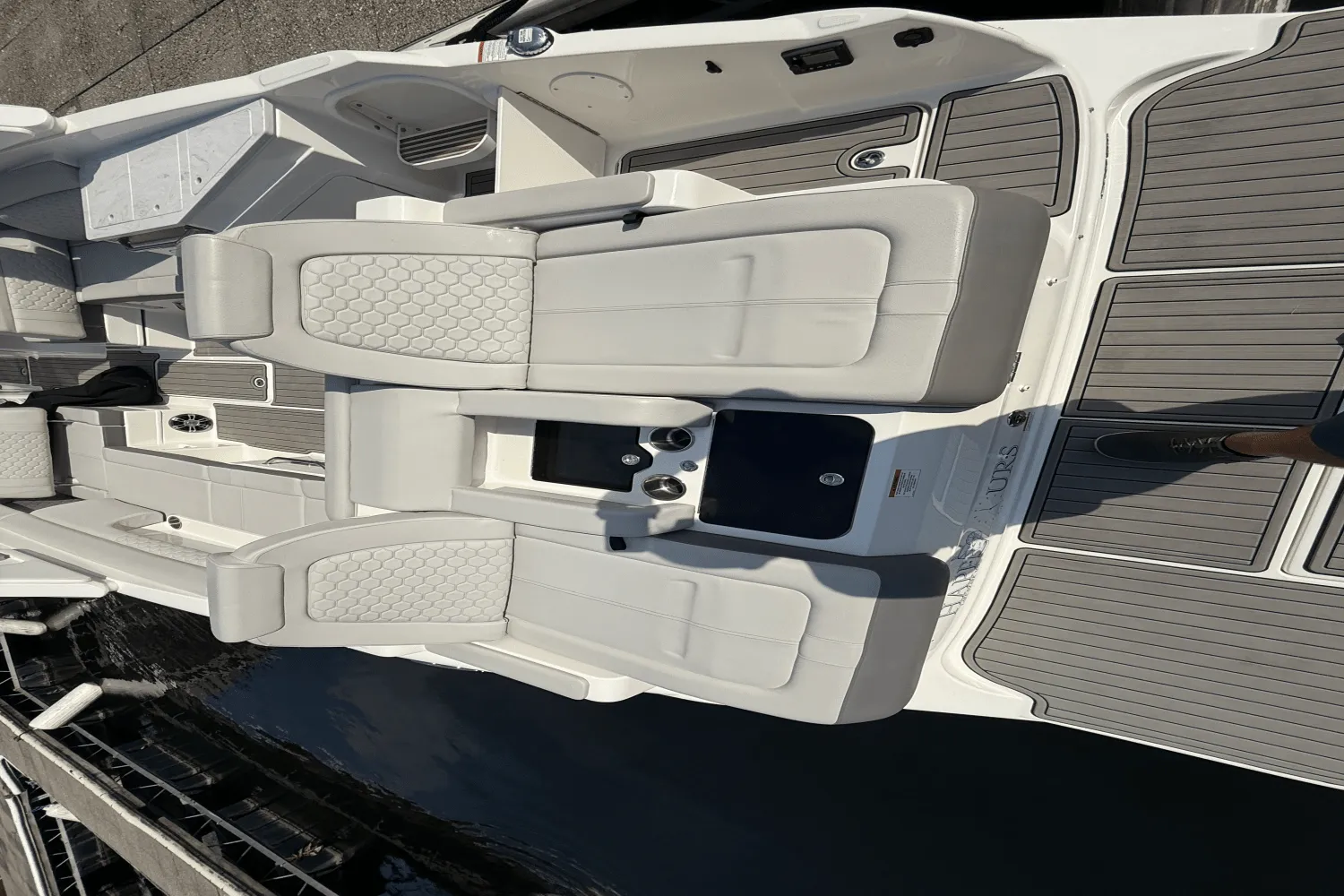 2024 Sea Ray 290 SD Image Thumbnail #16