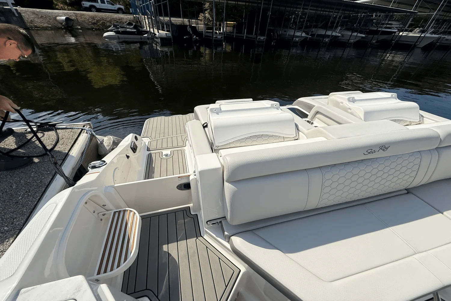 2024 Sea Ray 290 SD Image Thumbnail #14