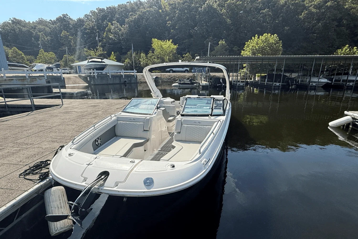 2024 Sea Ray 290 SD Image Thumbnail #3