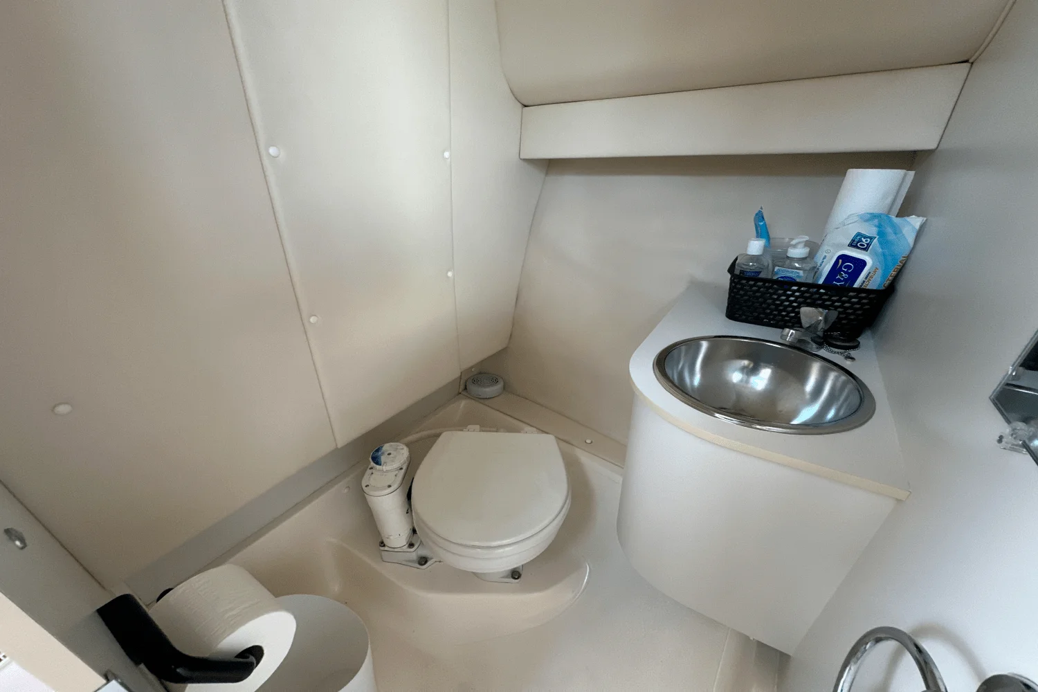 1999 Tiara Yachts 2900 CORONET Image Thumbnail #26