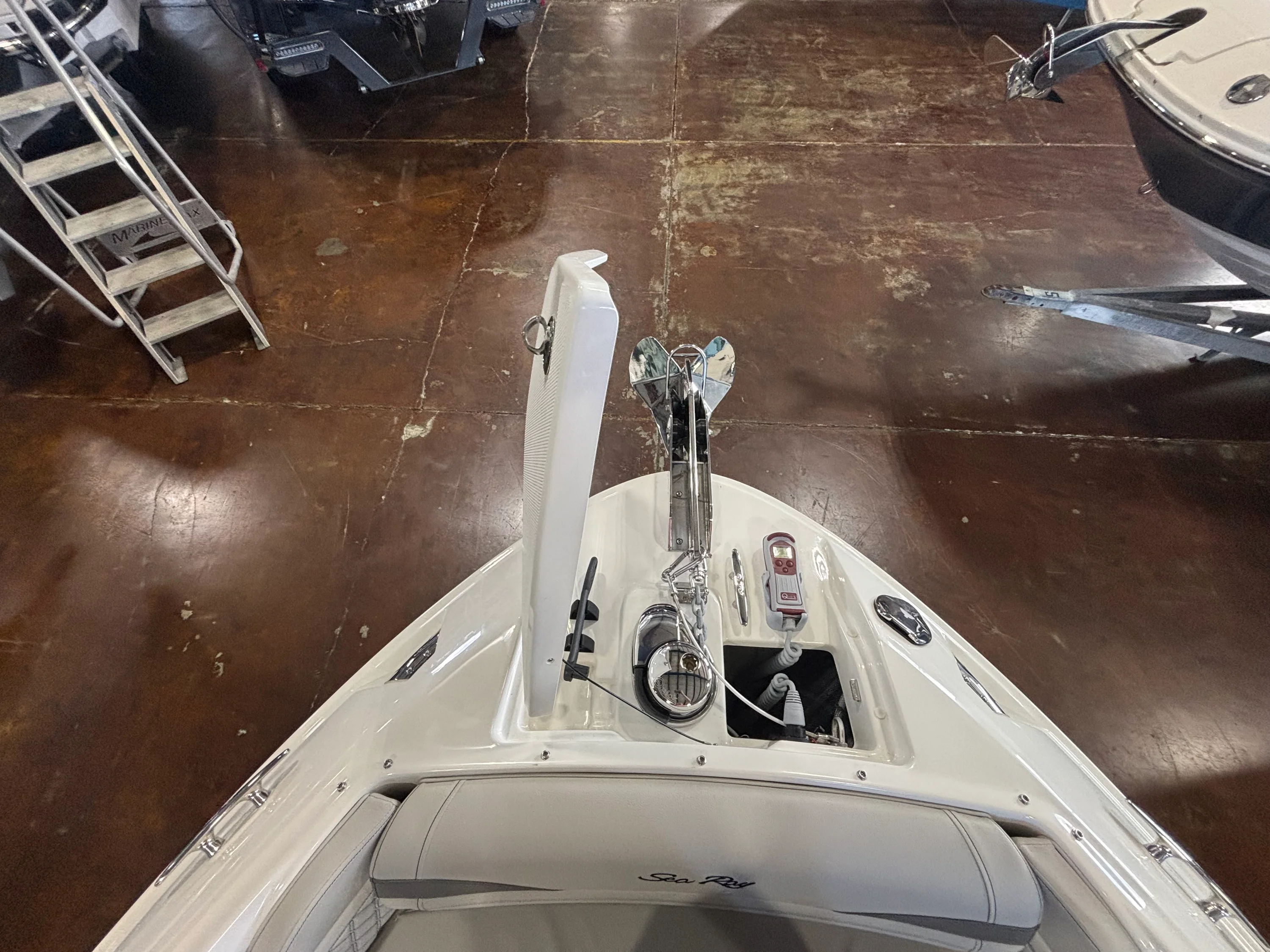 2026 Sea Ray SLX 260 Outboard Image Thumbnail #19