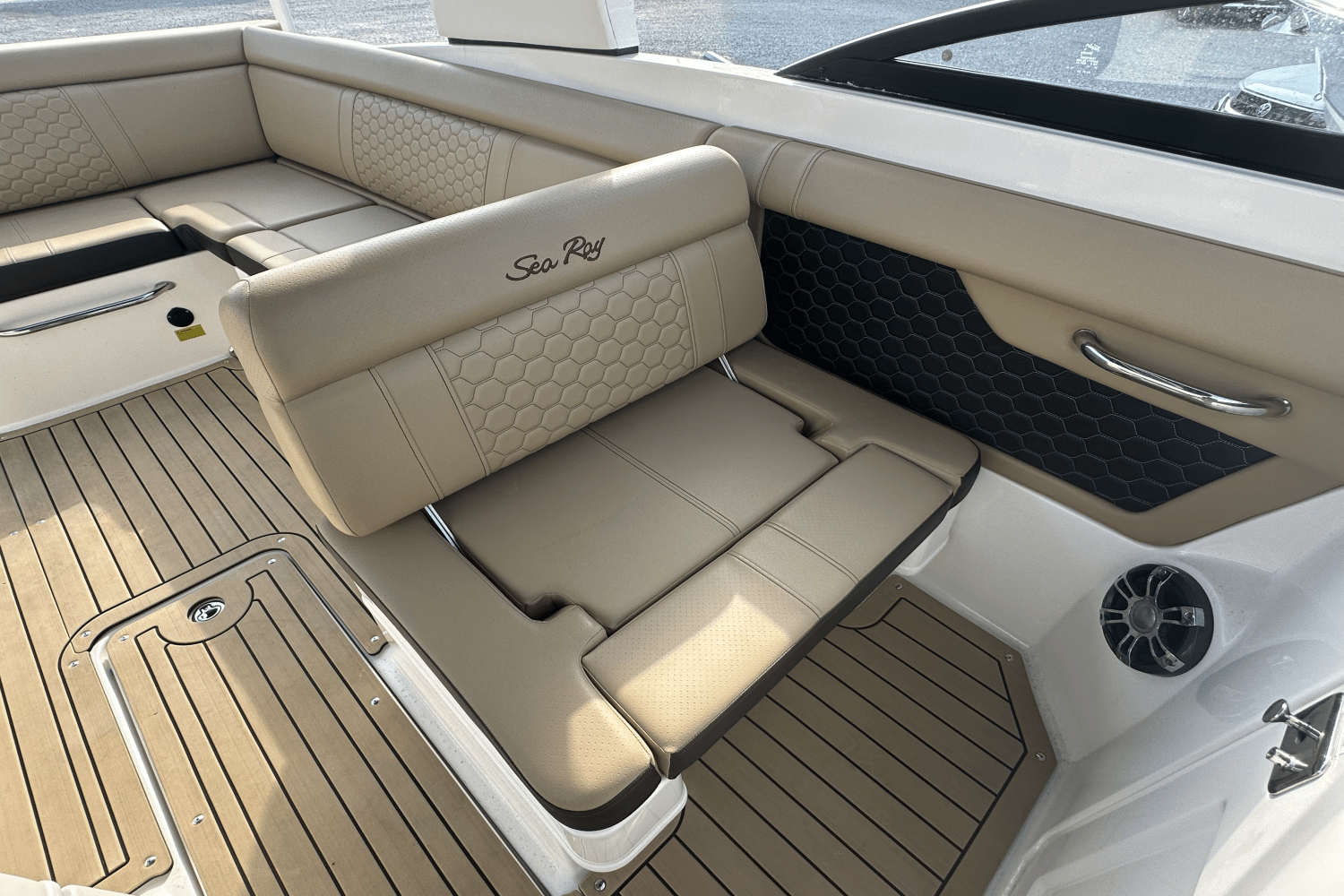 2020 Sea Ray 270 SDX-OB Image Thumbnail #15