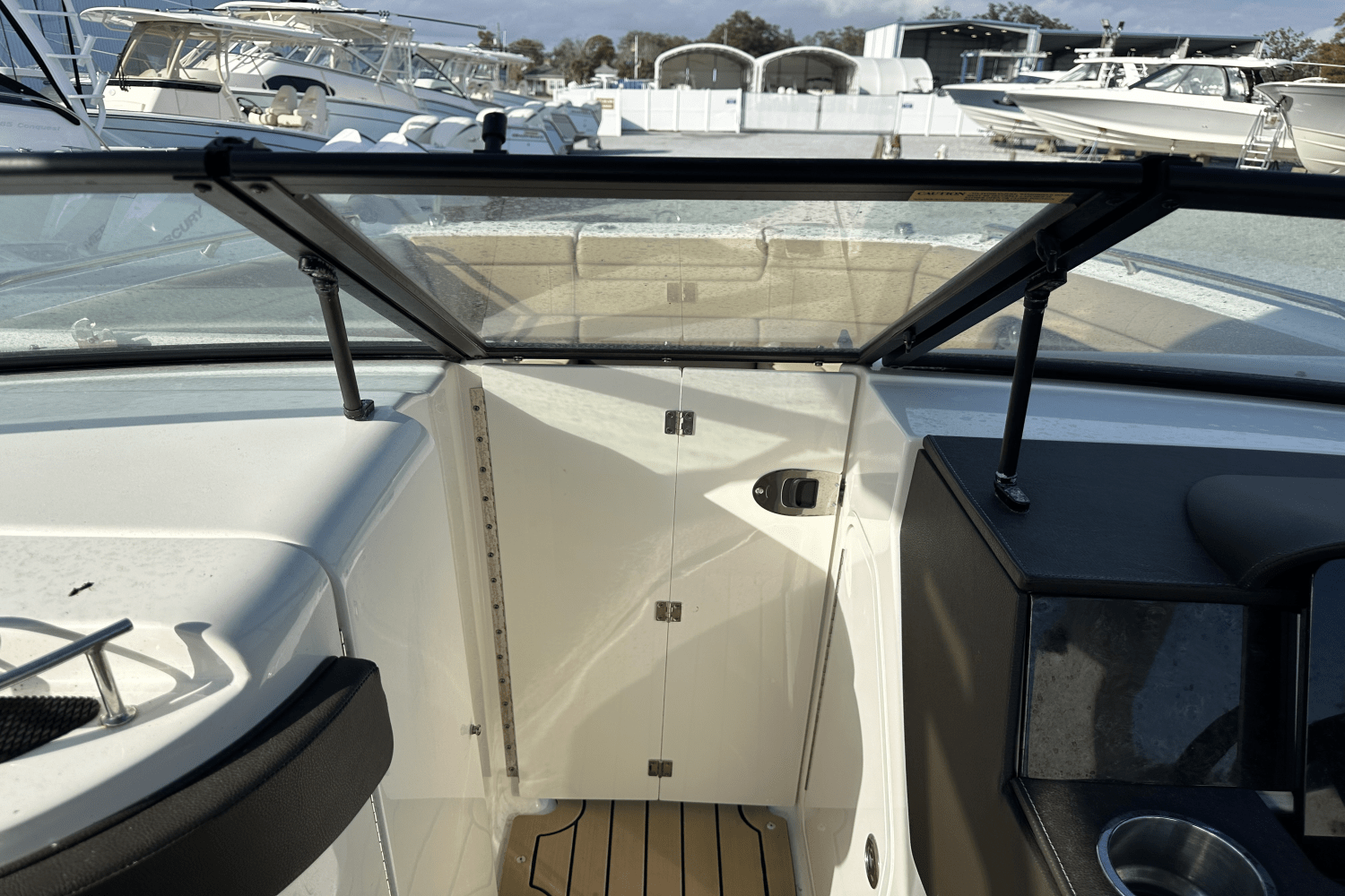 2020 Sea Ray 270 SDX-OB Image Thumbnail #24