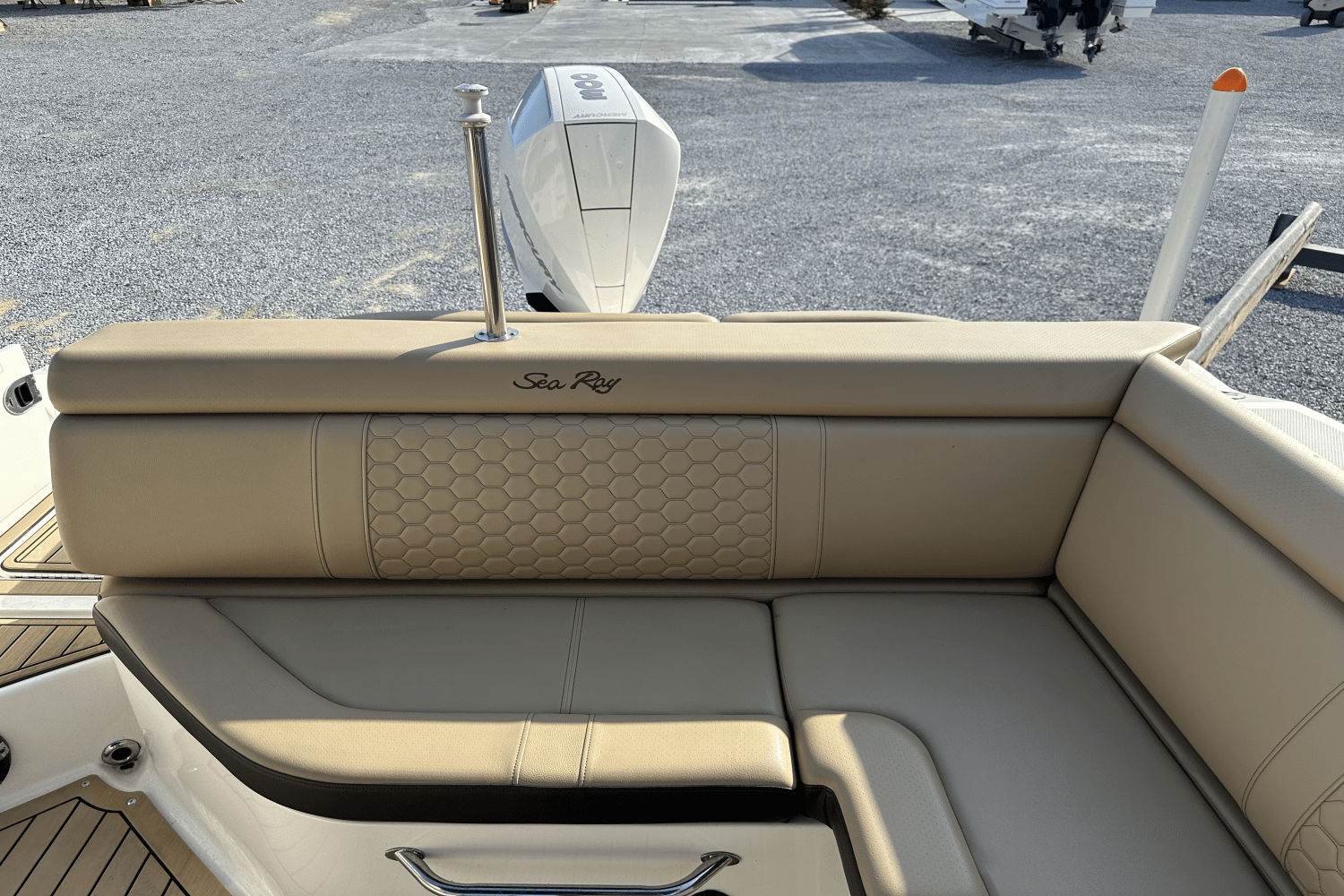 2020 Sea Ray 270 SDX-OB Image Thumbnail #40