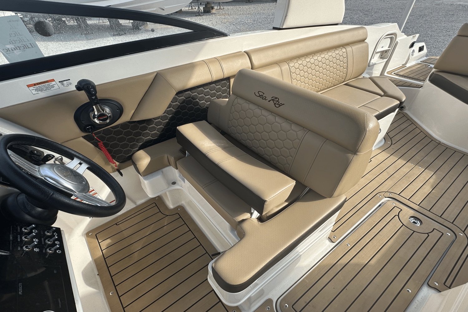 2020 Sea Ray 270 SDX-OB Image Thumbnail #18