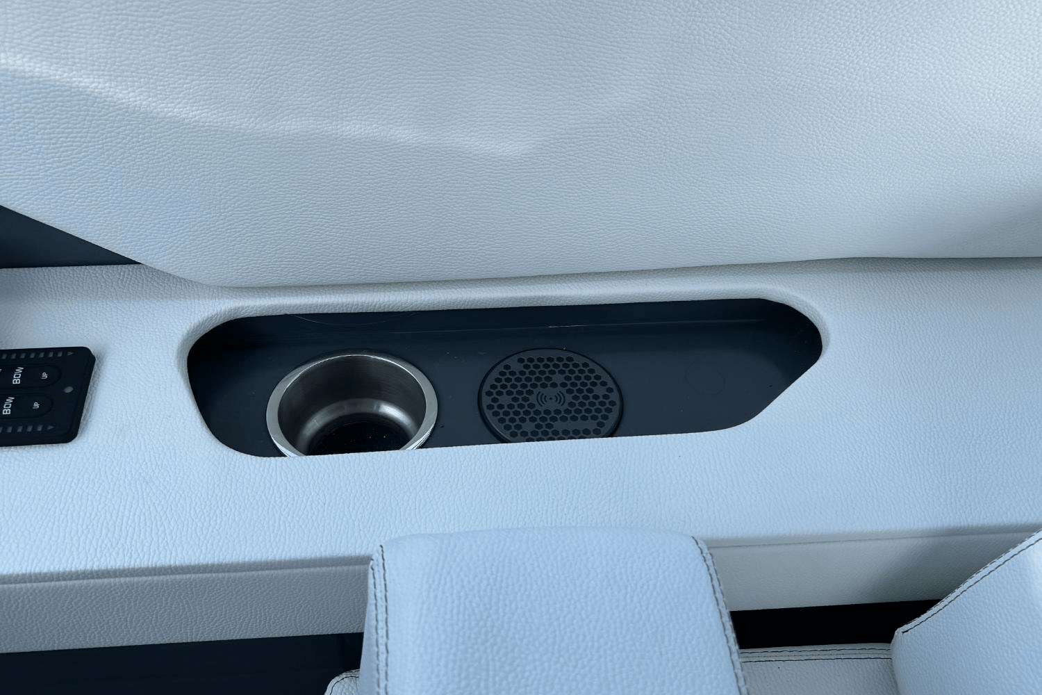 2024 Cruisers Yachts 38 GLS-OB SB Image Thumbnail #46