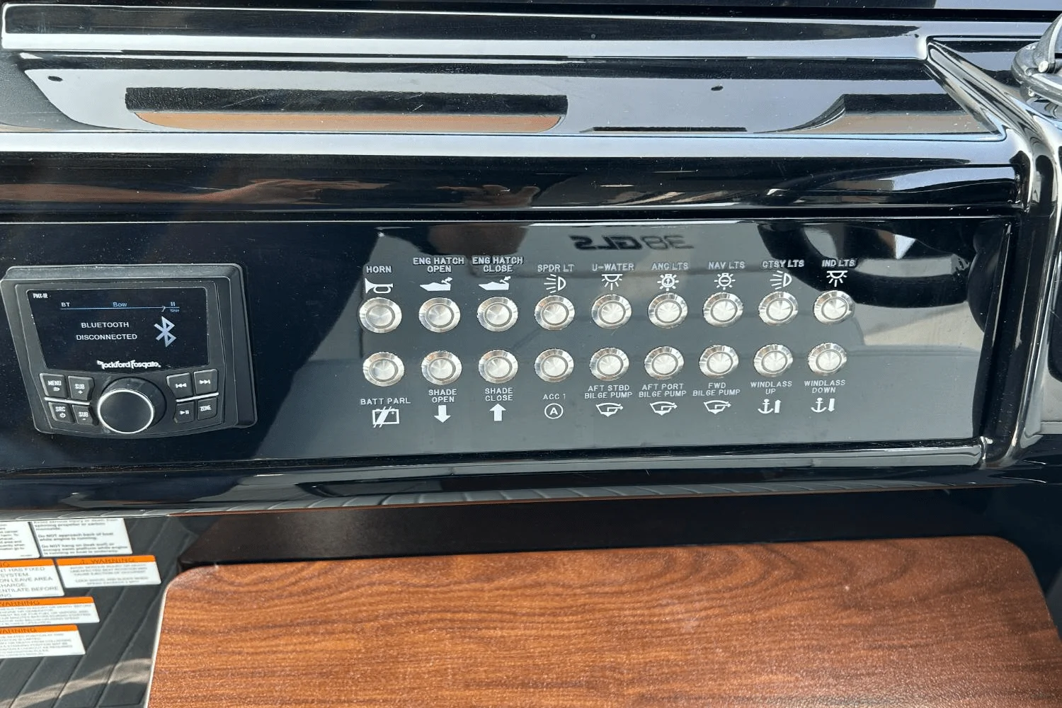 2024 Cruisers Yachts 38 GLS-OB SB Image Thumbnail #41