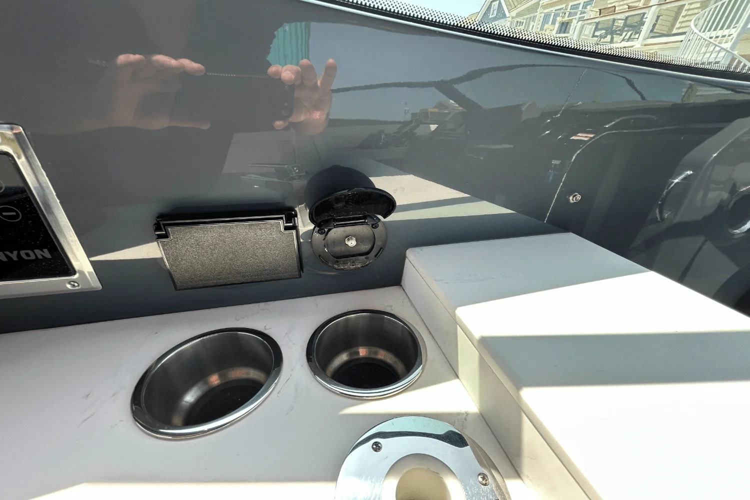 2024 Cruisers Yachts 38 GLS-OB SB Image Thumbnail #30