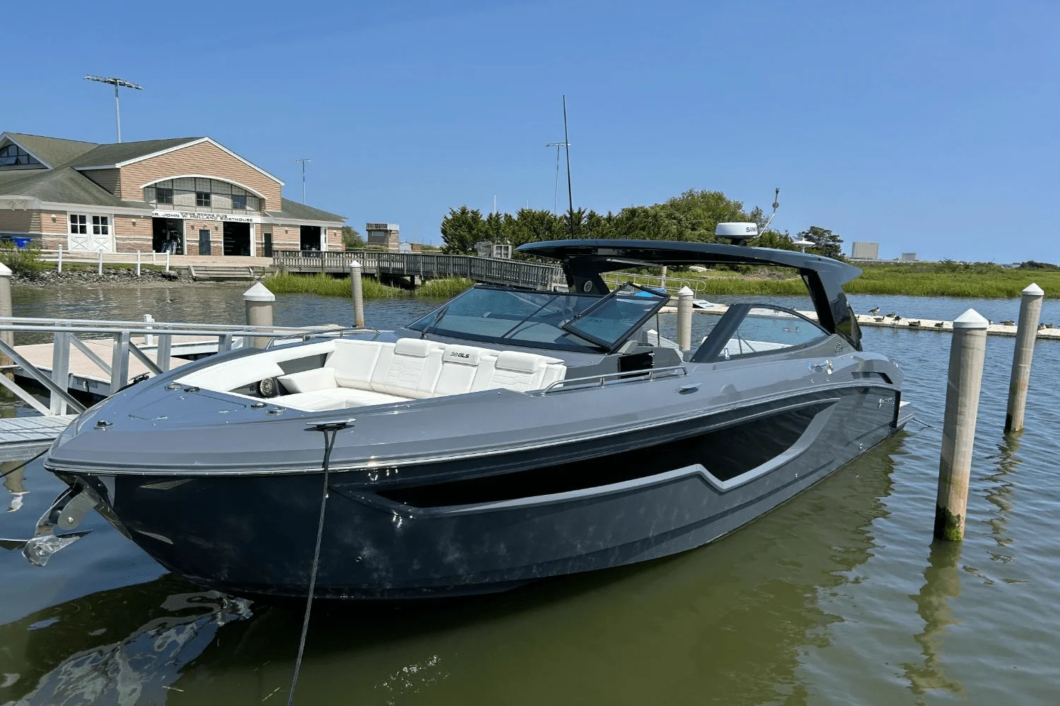 2024 Cruisers Yachts 38 GLS-OB SB Image Thumbnail #1