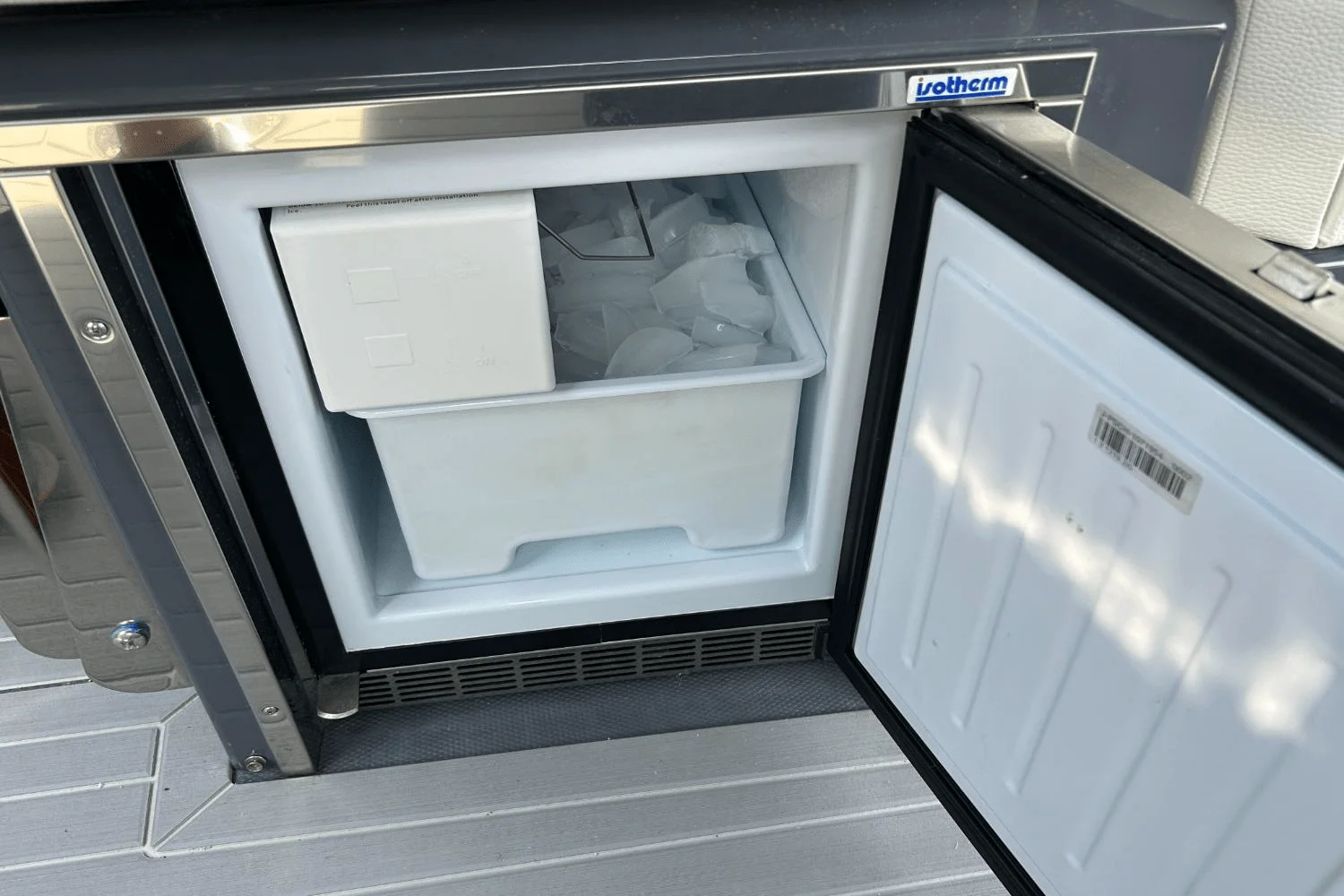 2024 Cruisers Yachts 38 GLS-OB SB Image Thumbnail #49