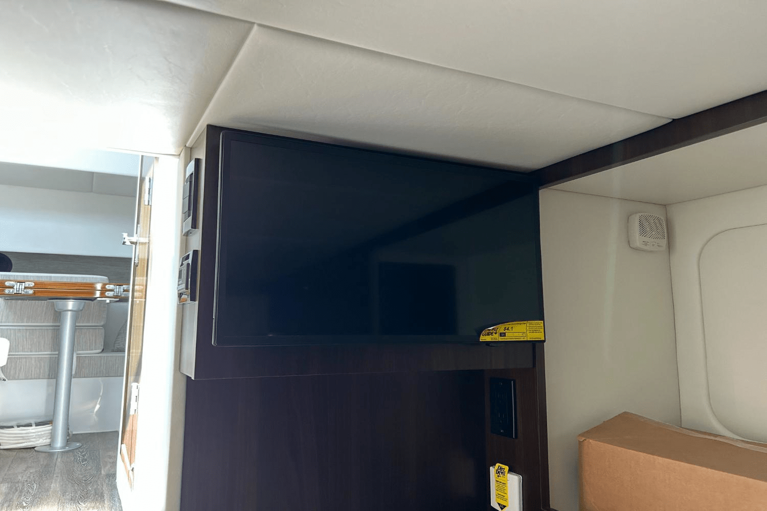 2024 Cruisers Yachts 38 GLS-OB SB Image Thumbnail #64