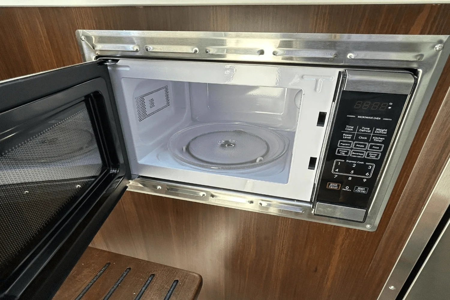 2024 Cruisers Yachts 38 GLS-OB SB Image Thumbnail #55