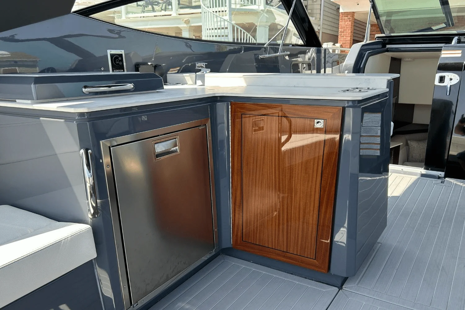 2024 Cruisers Yachts 38 GLS-OB SB Image Thumbnail #31