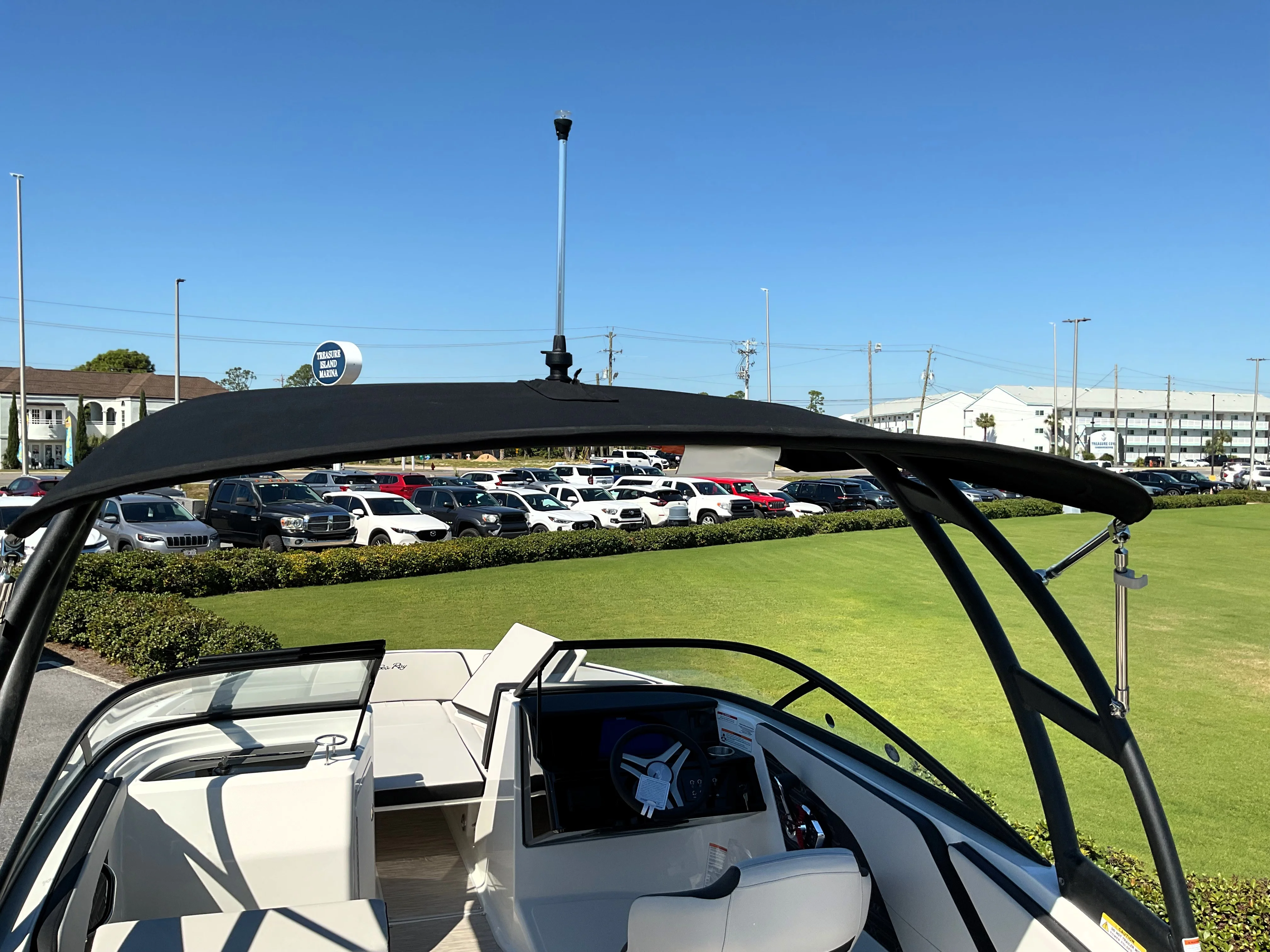 2026 Sea Ray SPX 210 Outboard Image Thumbnail #47