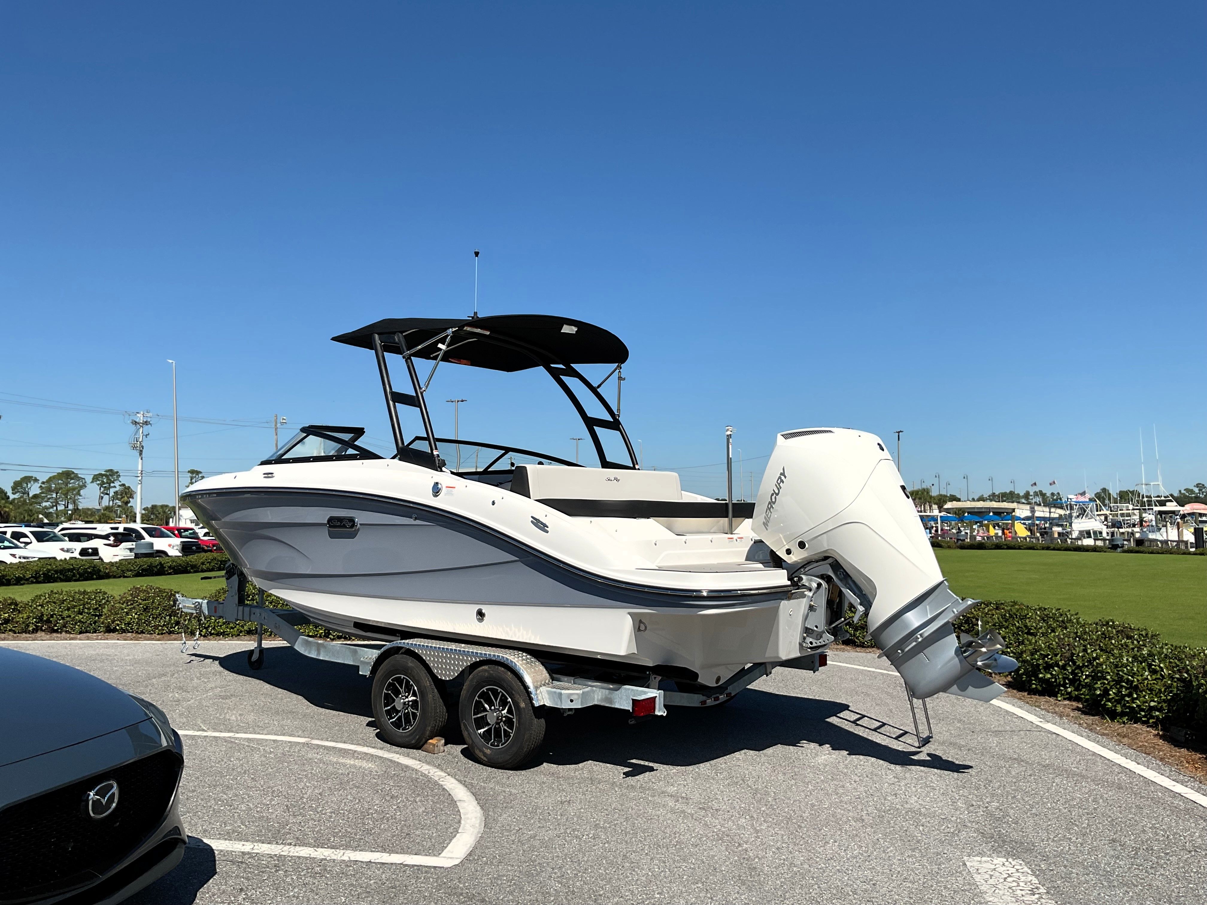 2026 Sea Ray SPX 210 Outboard Image Thumbnail #55