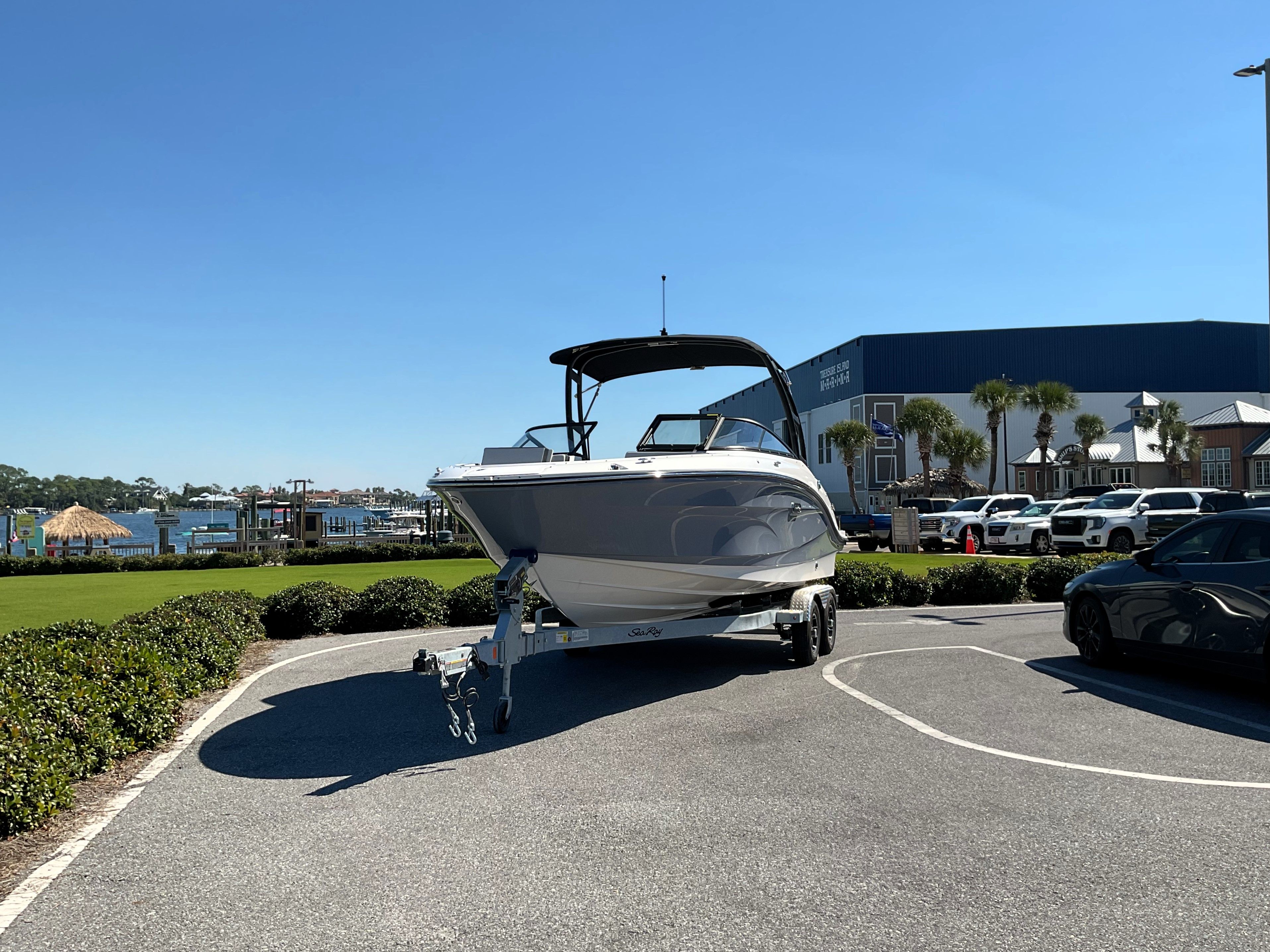 2026 Sea Ray SPX 210 Outboard Image Thumbnail #8