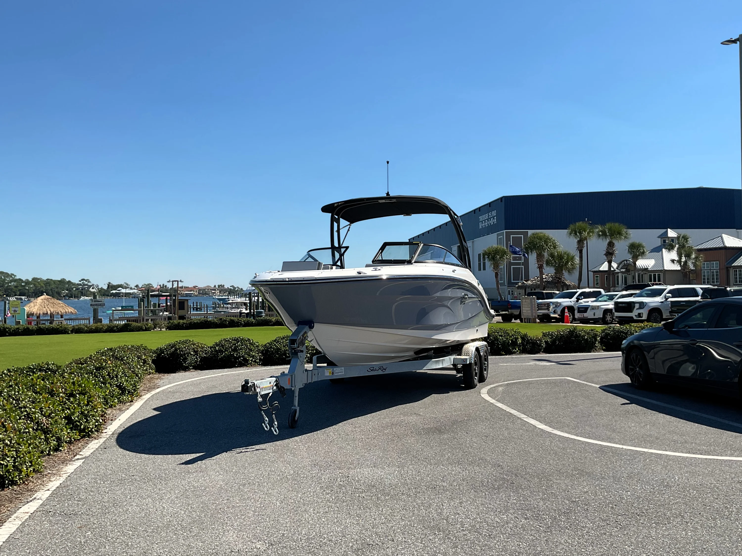 2026 Sea Ray SPX 210 Outboard Image Thumbnail #8