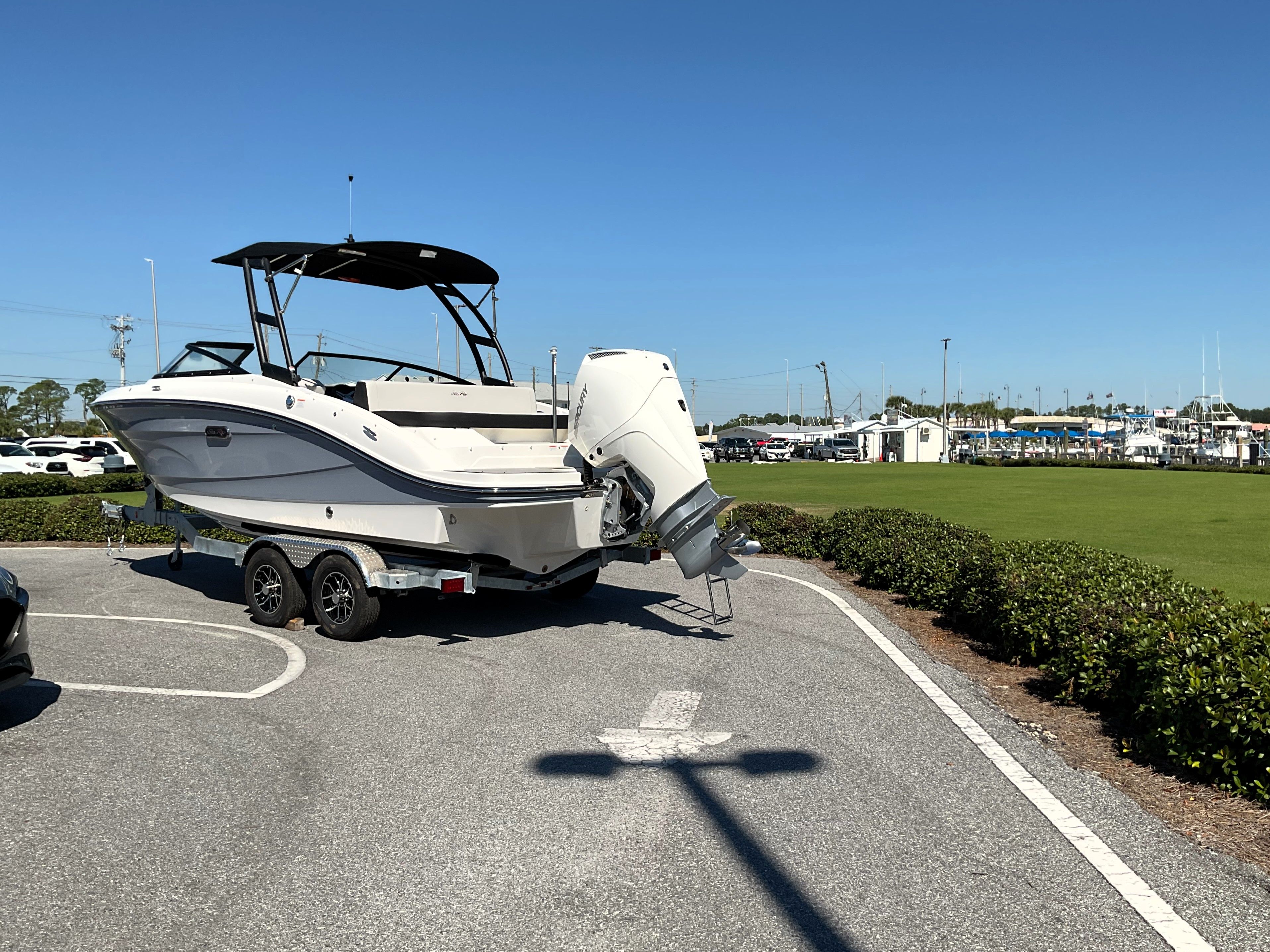 2026 Sea Ray SPX 210 Outboard Image Thumbnail #5