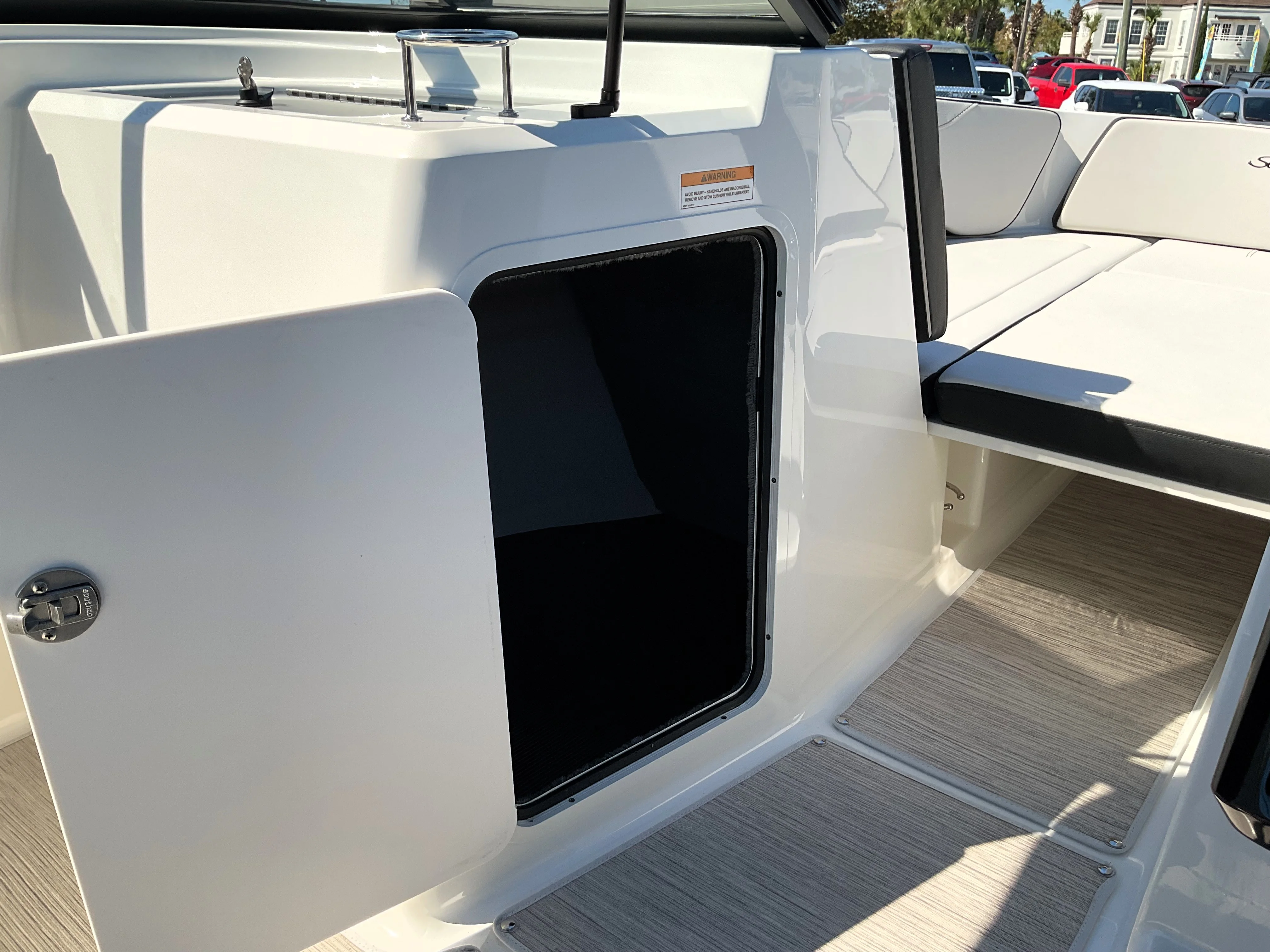 2026 Sea Ray SPX 210 Outboard Image Thumbnail #39