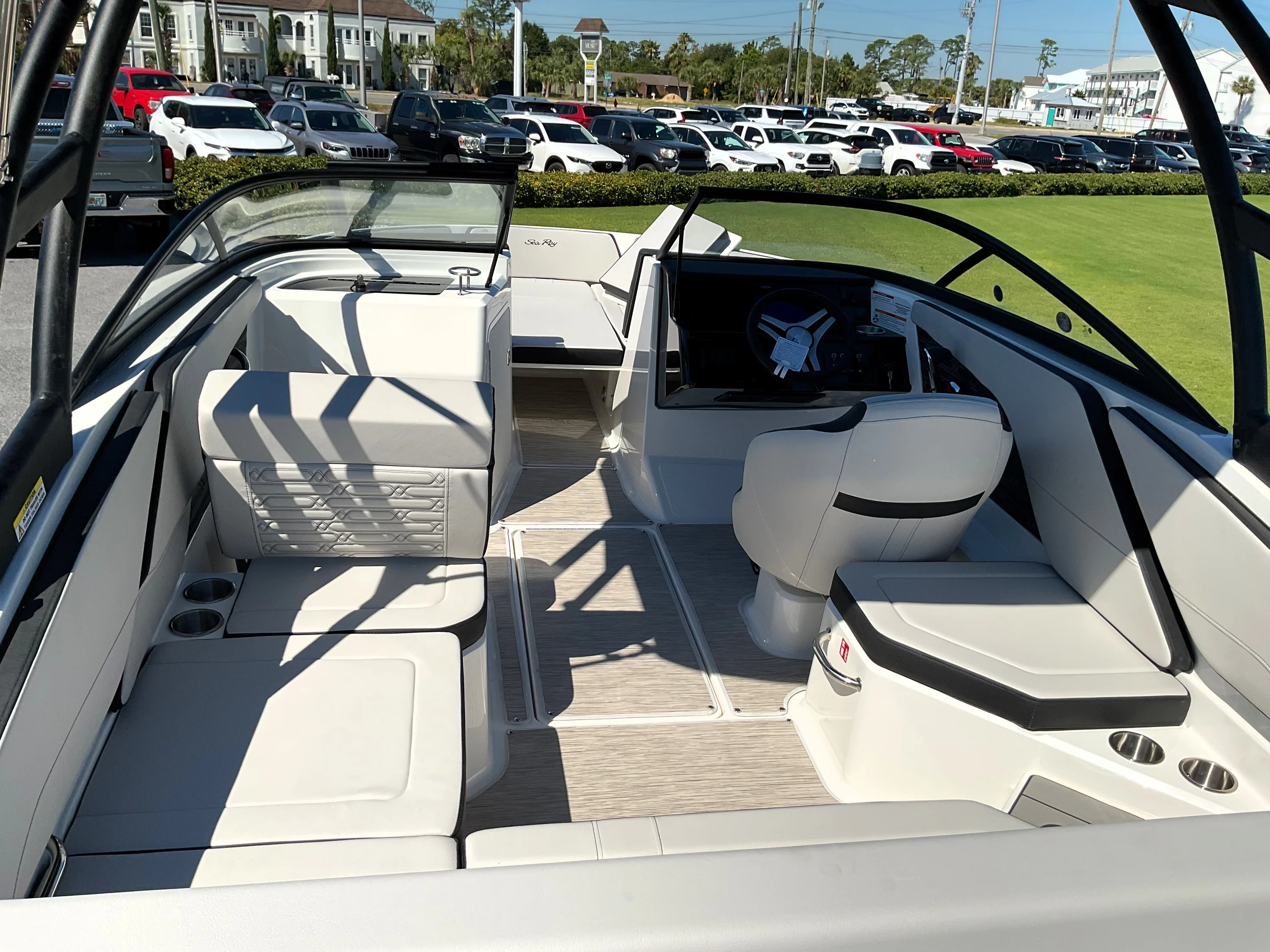 2026 Sea Ray SPX 210 Outboard Image Thumbnail #12