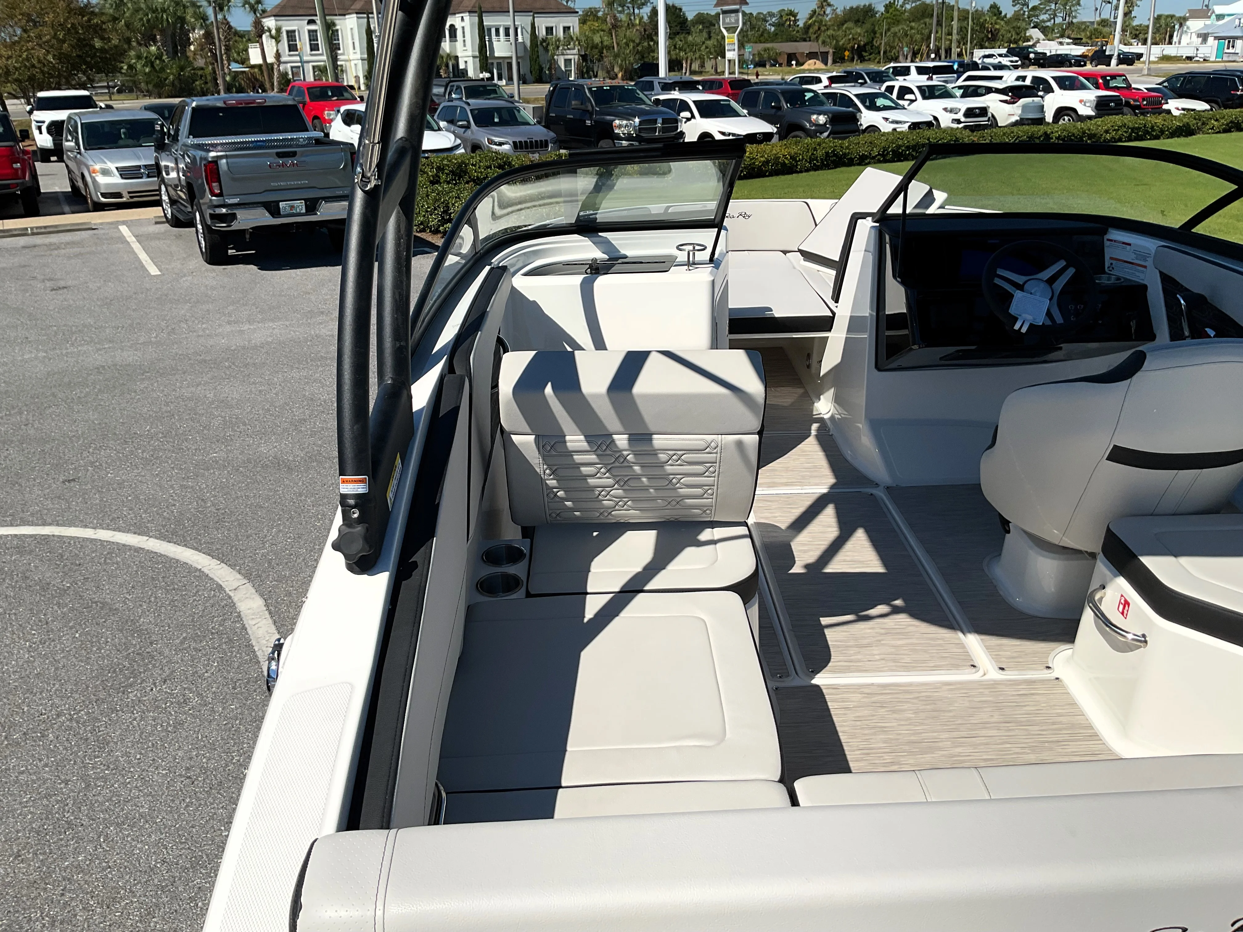 2026 Sea Ray SPX 210 Outboard Image Thumbnail #46