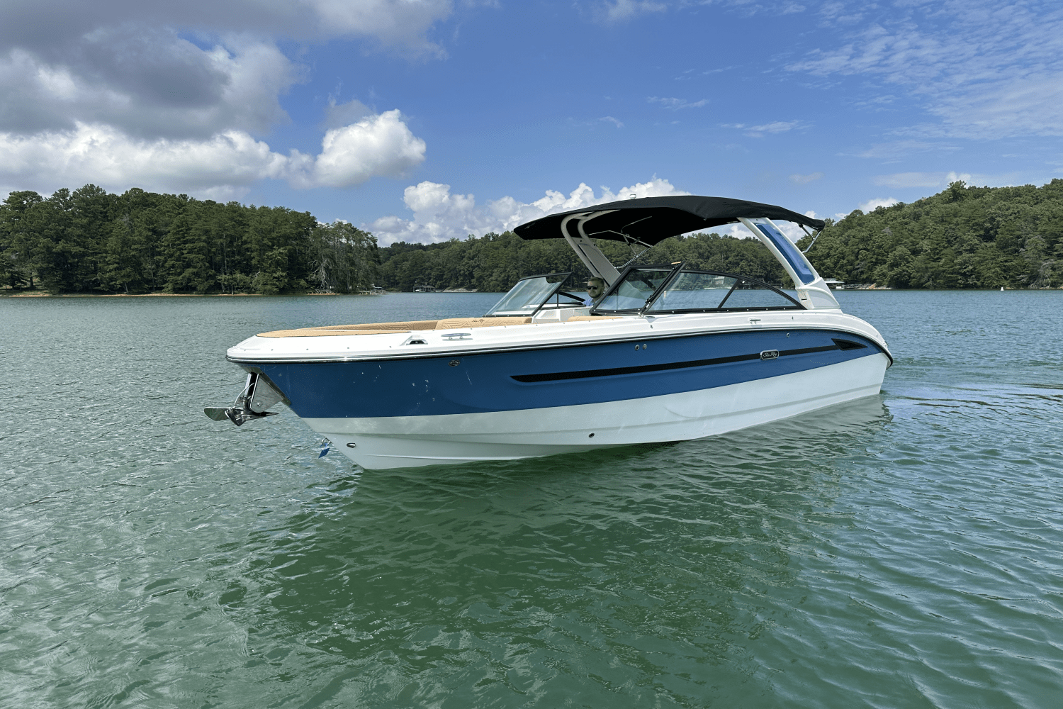 2025 Sea Ray SDX 270 Surf Image Thumbnail #2
