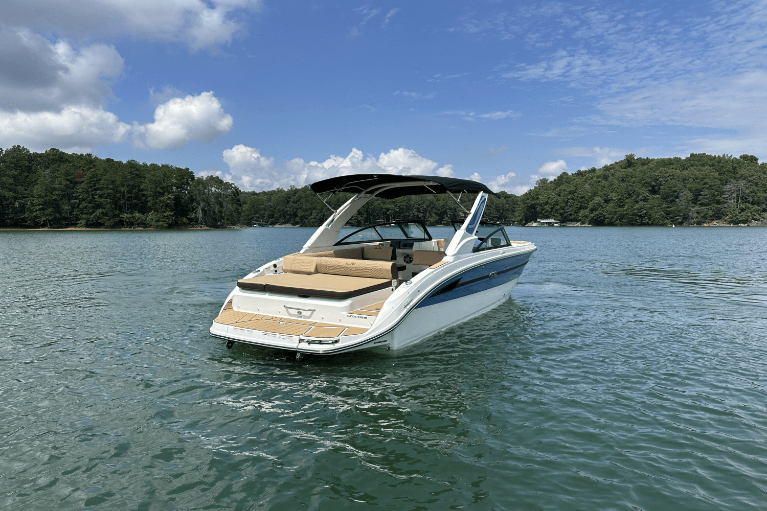 2025 Sea Ray SDX 270 Surf Image Thumbnail #8