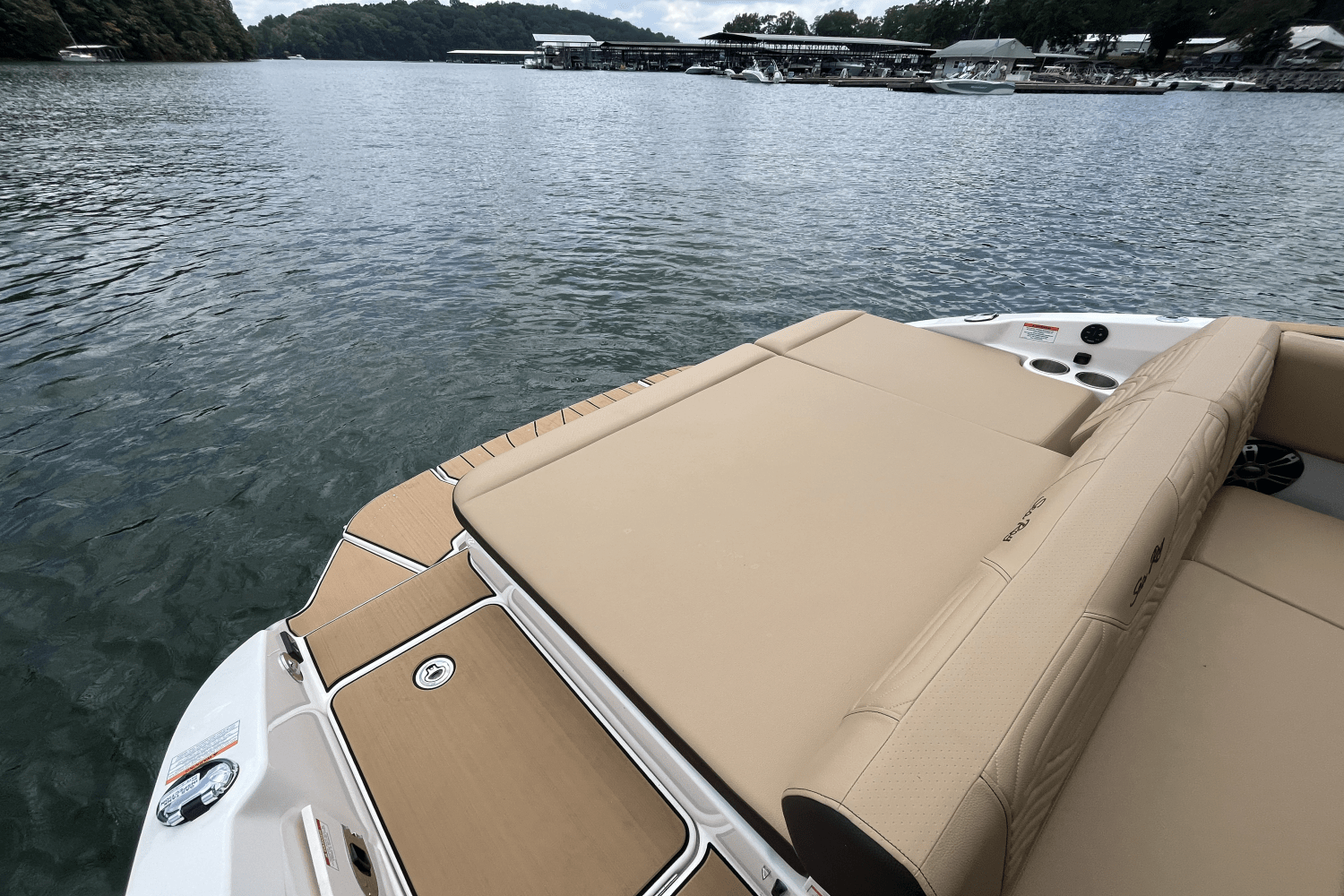 2025 Sea Ray SDX 270 Surf Image Thumbnail #12