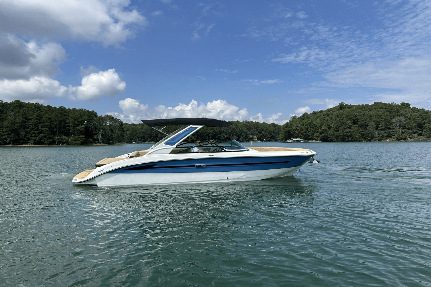 2025 Sea Ray SDX 270 Surf Image Thumbnail #6