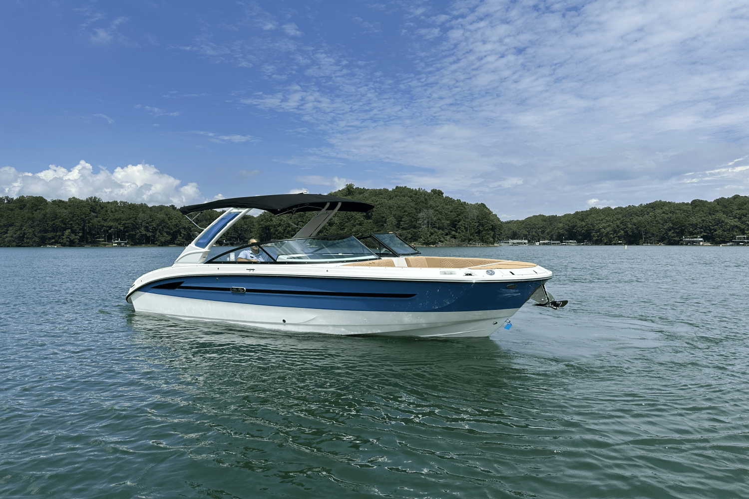 2025 Sea Ray SDX 270 Surf Image Thumbnail #5