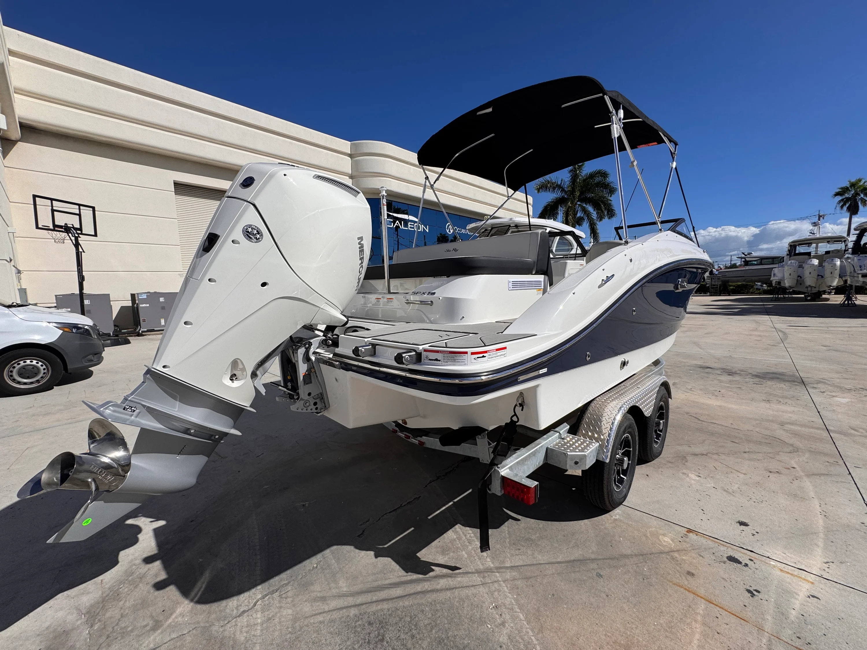 2026 Sea Ray SPX 210 Outboard Image Thumbnail #2